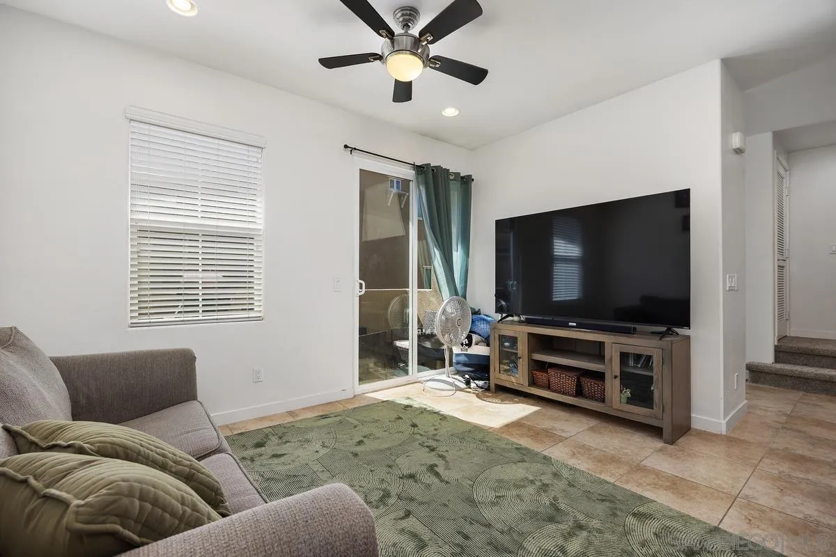 https://cdn.realtyfeed.com/cdn/127/260024455/6d2f0e5602b78701a48d209521170467.webp