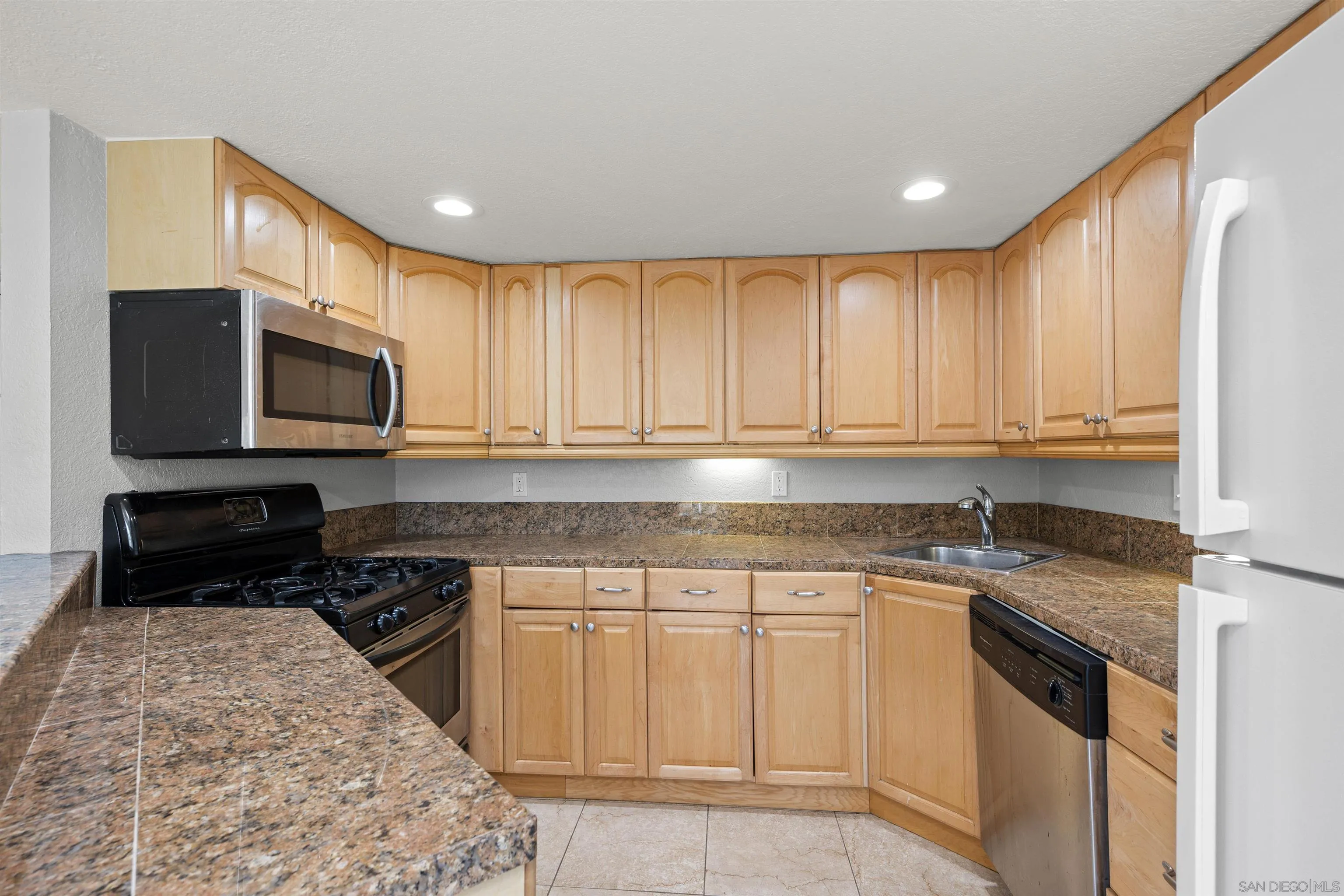 3644 Villa Terrace #Apt #2, San Diego, CA 92104, photo 17