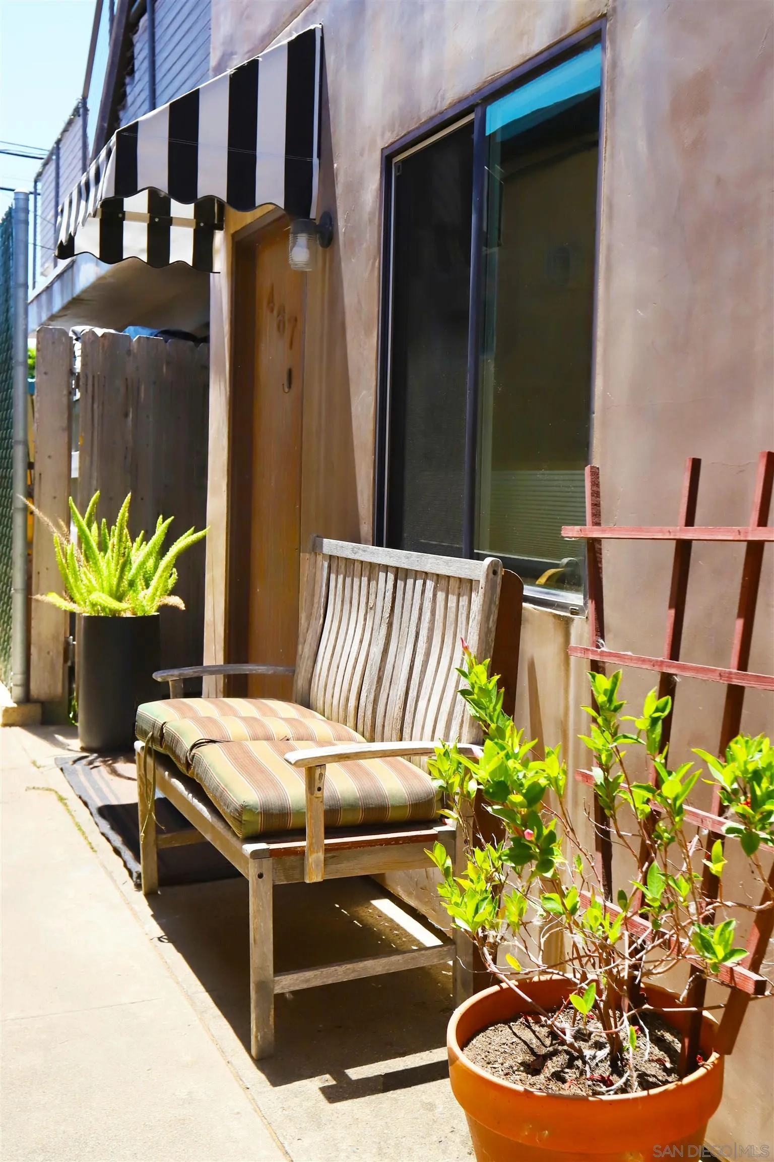 4671 Point Loma Ave, San Diego, CA 92107, photo 11