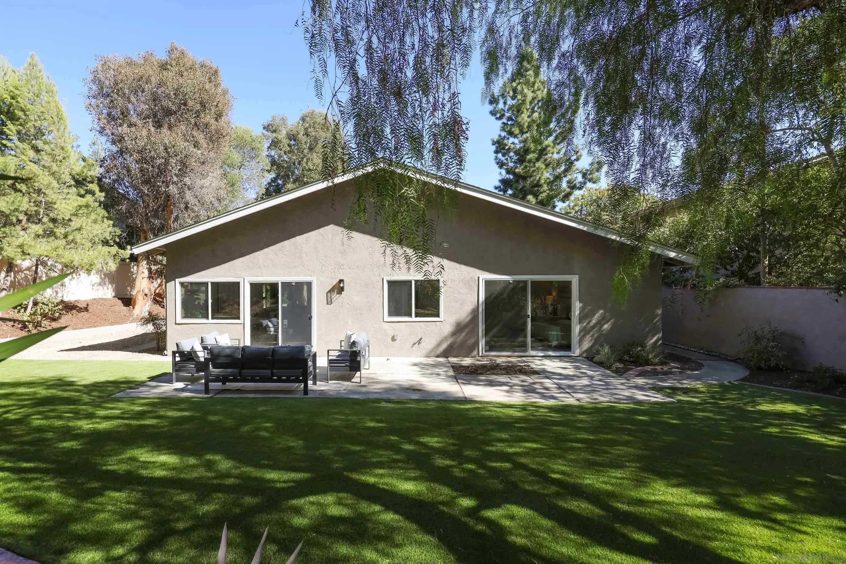 https://cdn.realtyfeed.com/cdn/127/260024460/3212beab8bd8d70931695db5e820d06d.webp