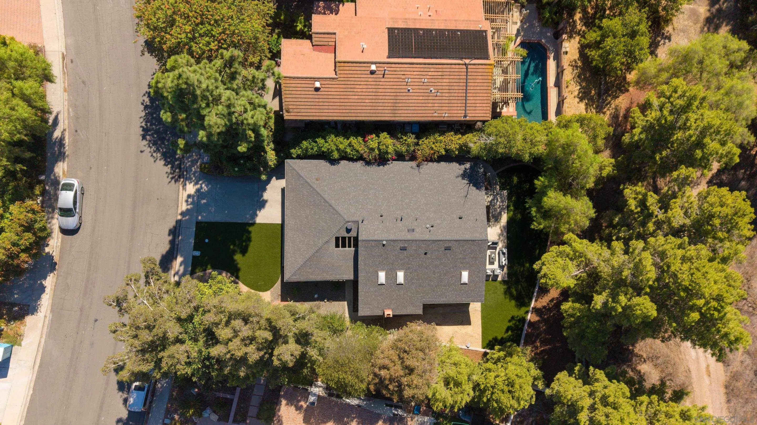 https://cdn.realtyfeed.com/cdn/127/260024460/4224bd461aa0231f1f6b5b98656ee18c.webp