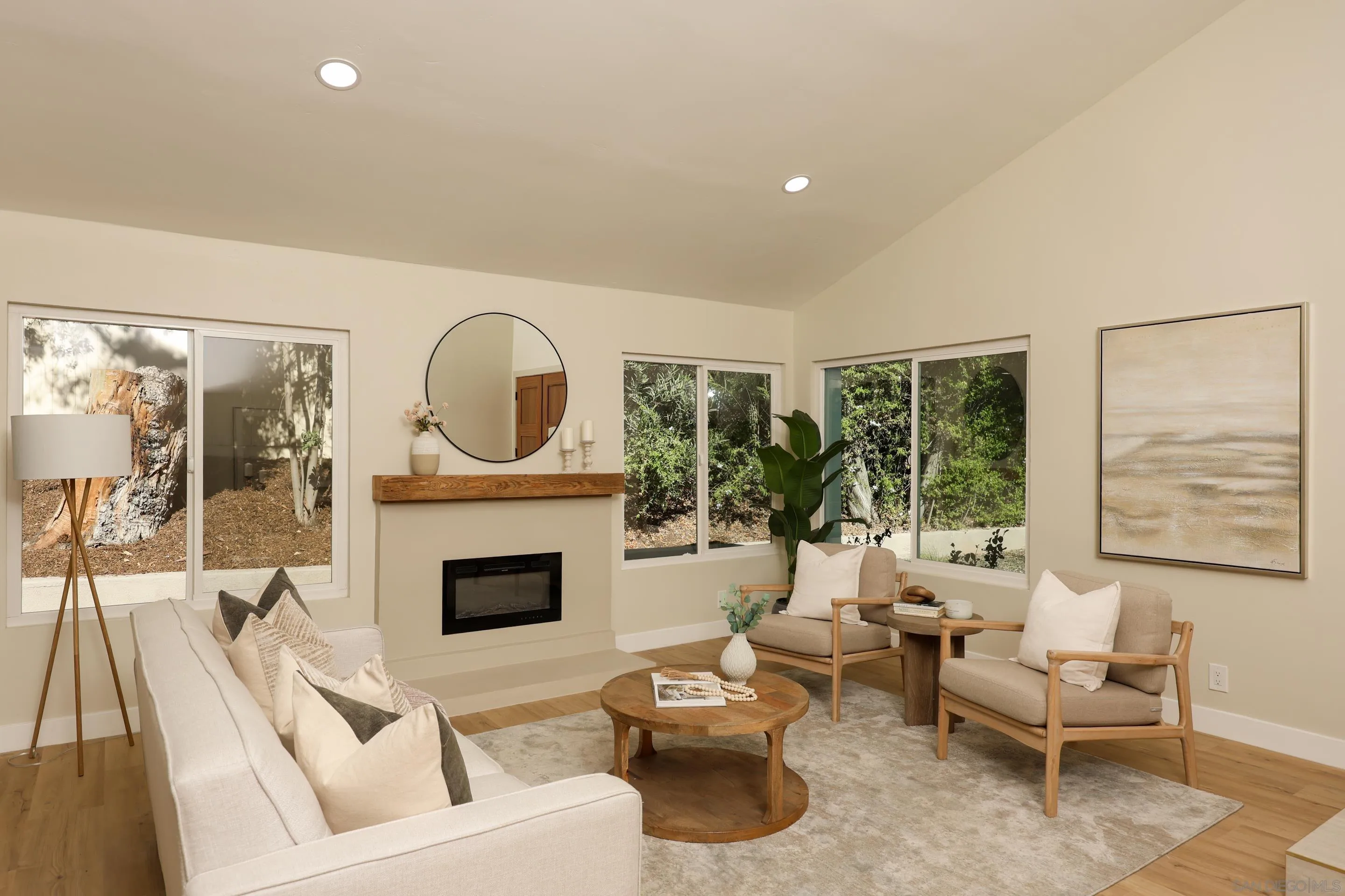 https://cdn.realtyfeed.com/cdn/127/260024460/f0f5f41bfd475252a1fb3bb5e842017c.webp