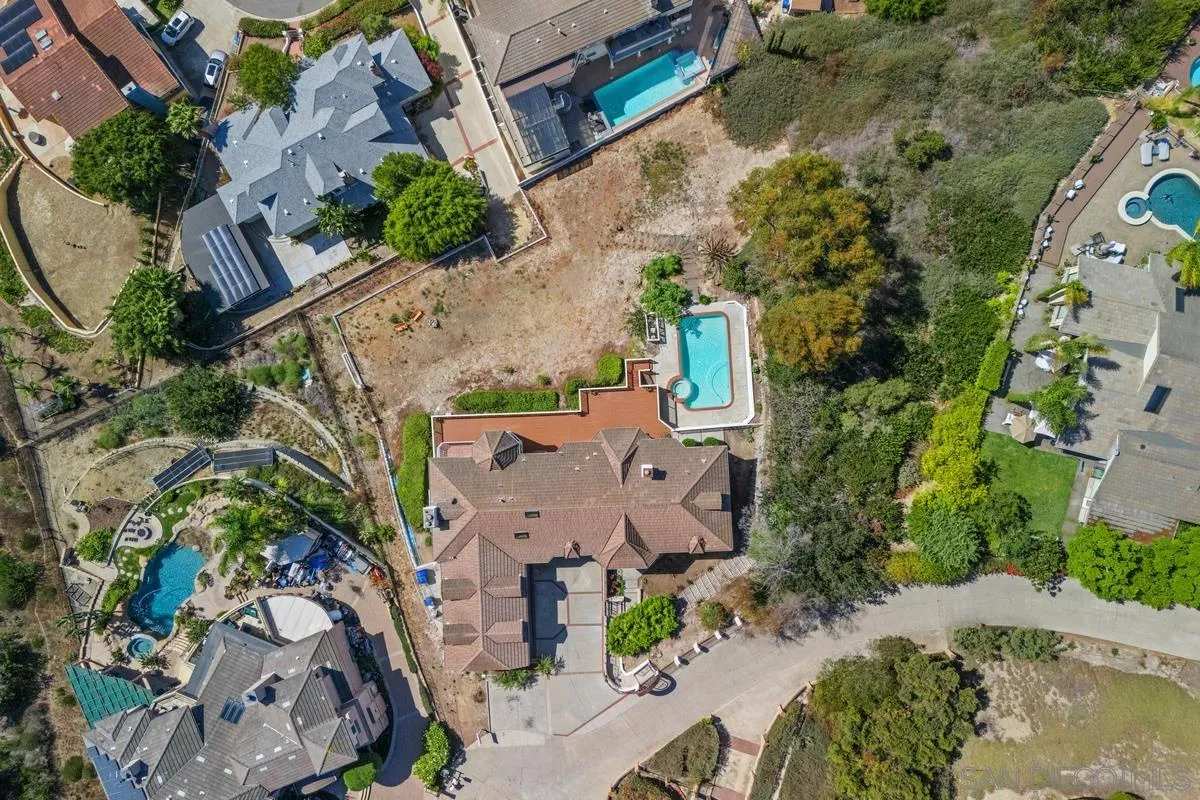 344 Surrey Drive
