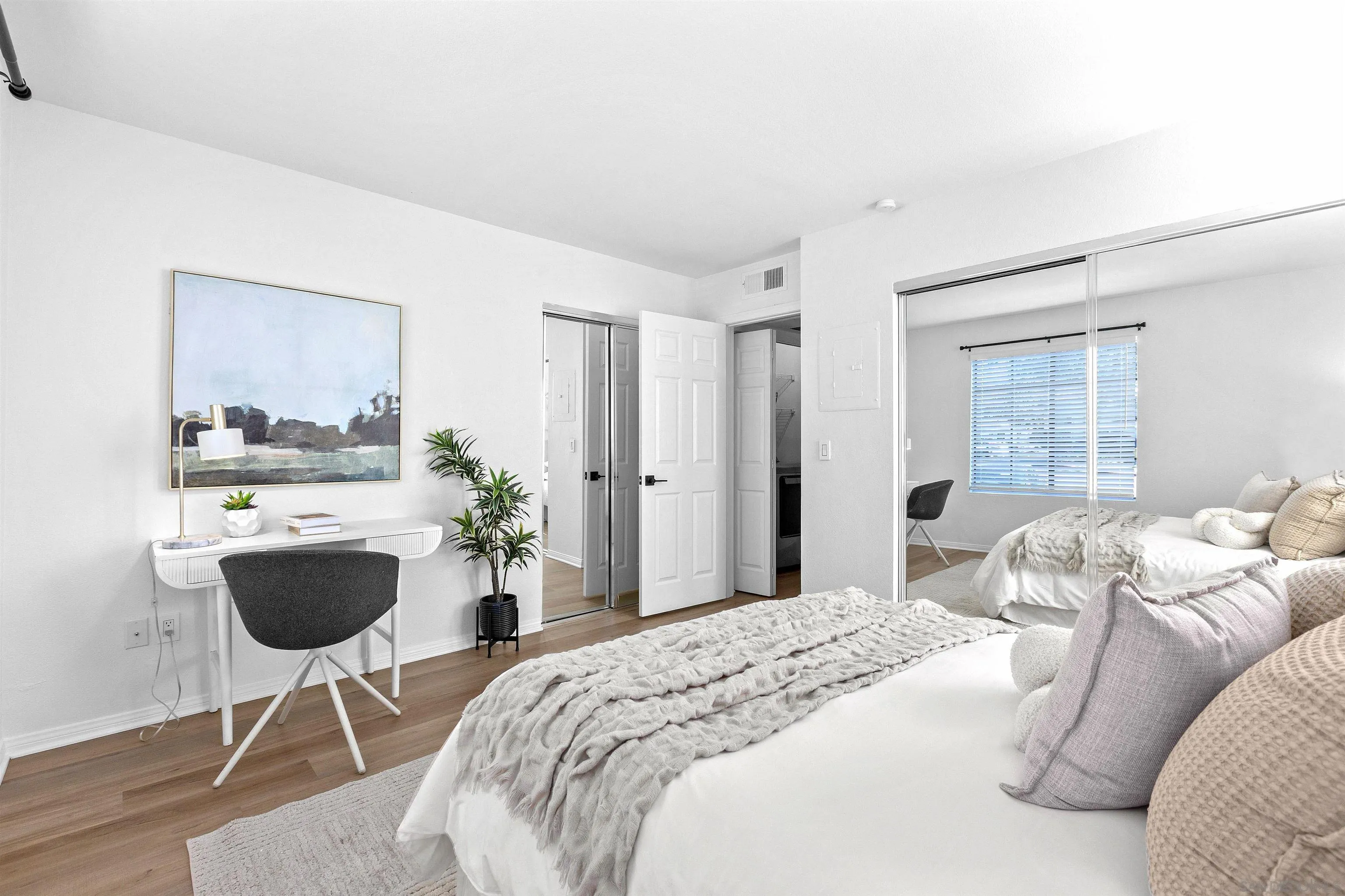 https://cdn.realtyfeed.com/cdn/127/260024466/239f1da25d885fff8c74f539107c03c9.webp