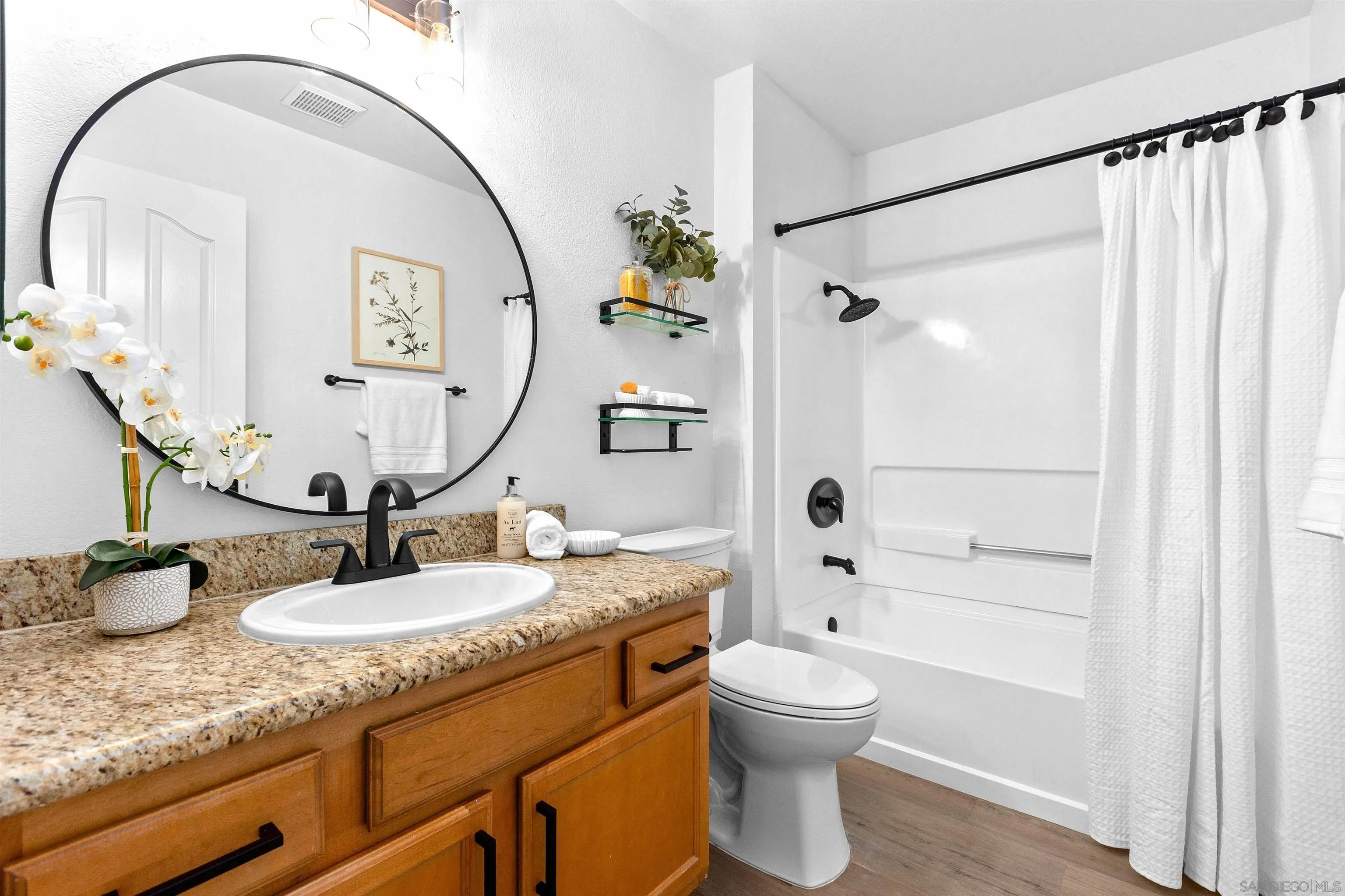 https://cdn.realtyfeed.com/cdn/127/260024466/a55ab70ba40a5fa36493cf13aed26d19.webp