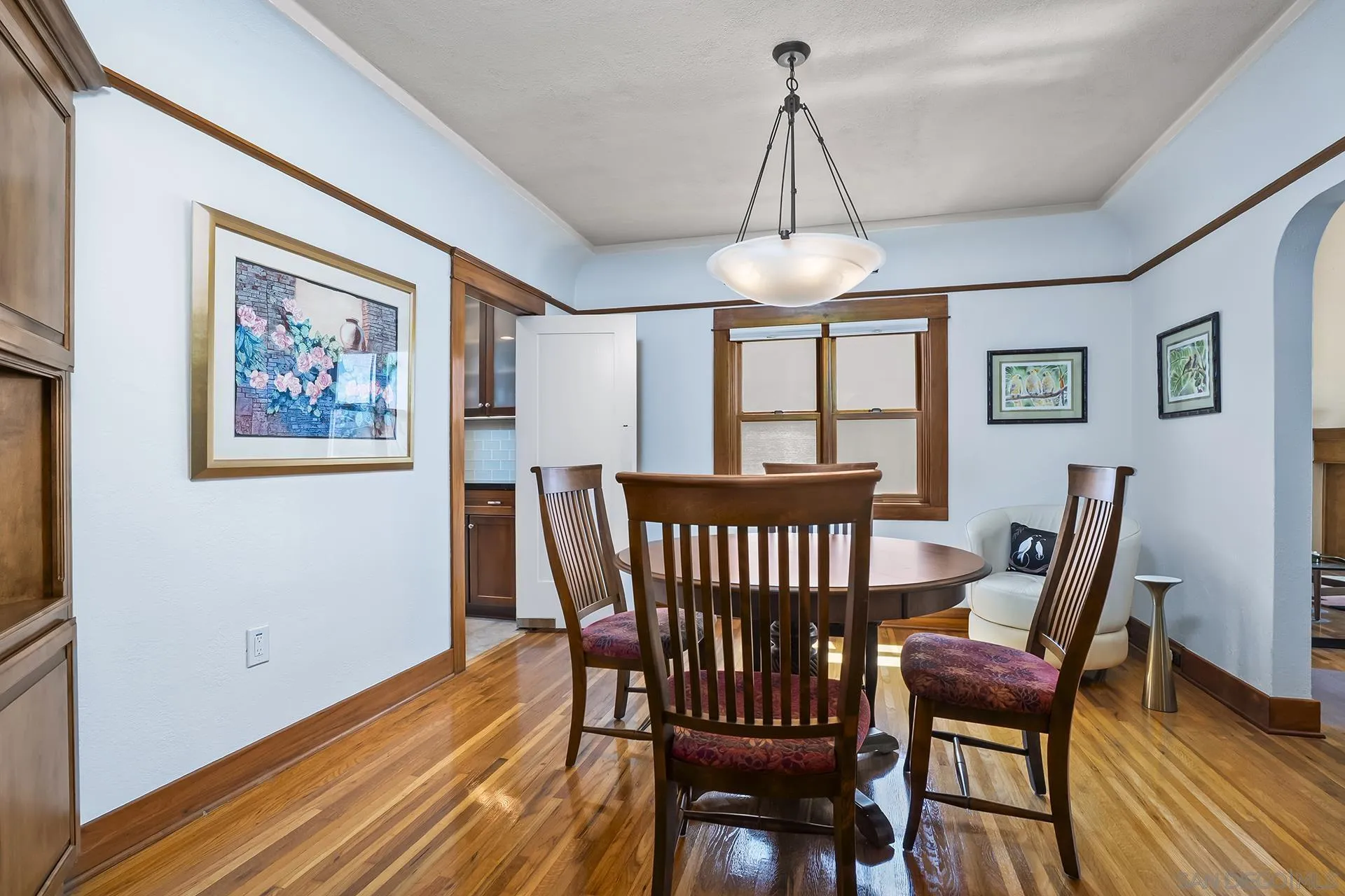https://cdn.realtyfeed.com/cdn/127/260024468/463fd2963749a3b841995f8716ed48cc.webp
