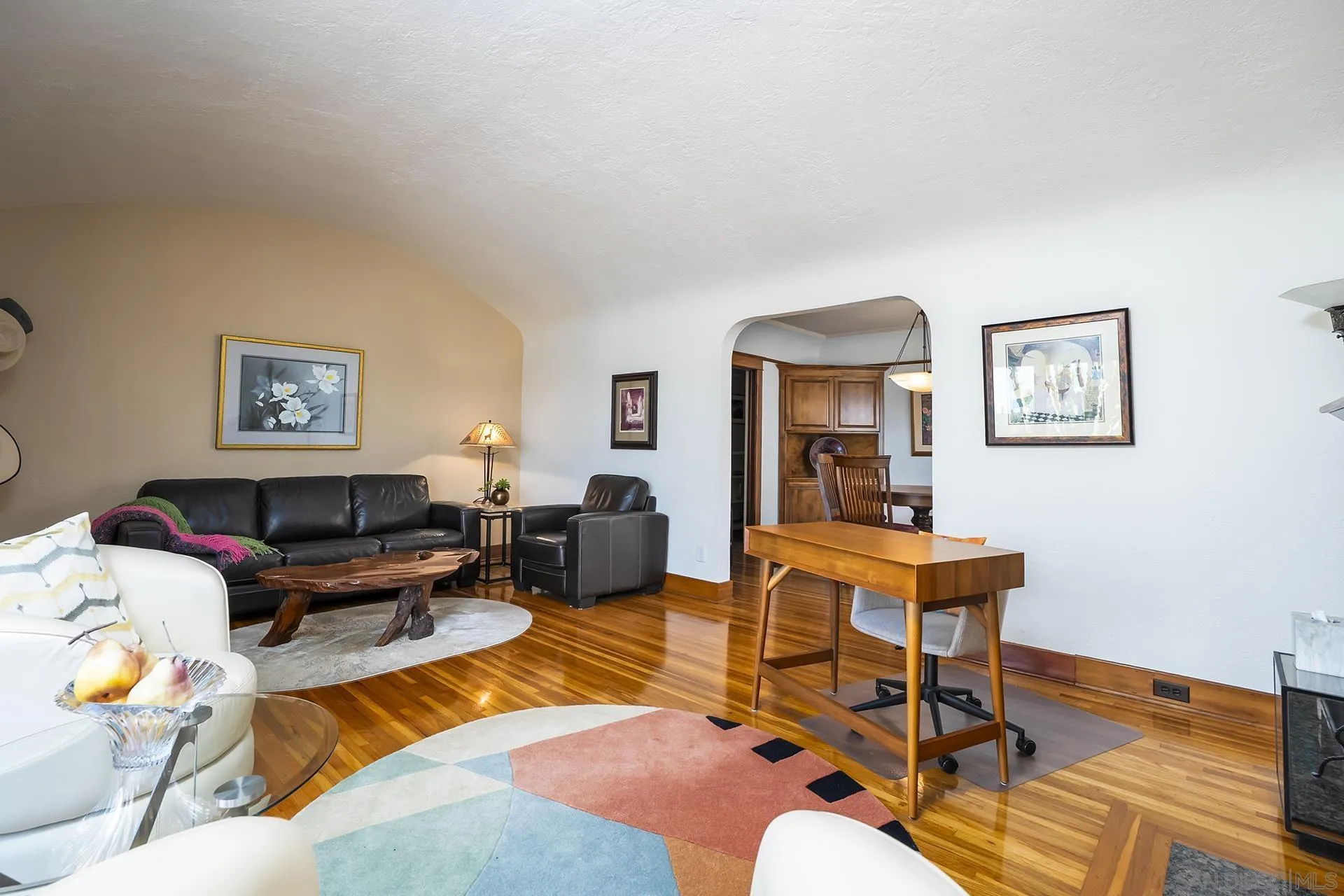 https://cdn.realtyfeed.com/cdn/127/260024468/97709993098fe5860d5824e4d49a0be2.webp
