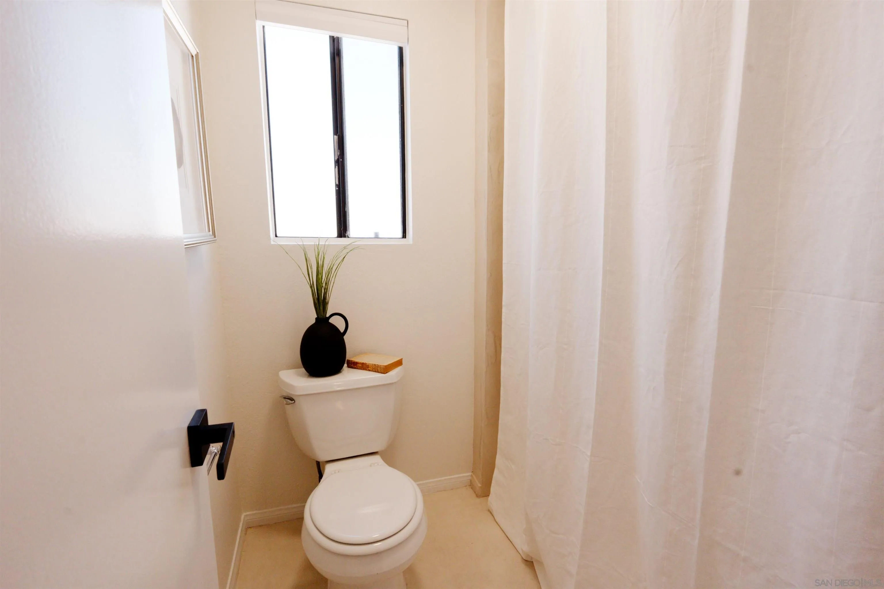 https://cdn.realtyfeed.com/cdn/127/260024475/0fdb56ac34a908fc447c1075a4a3c6d7.webp