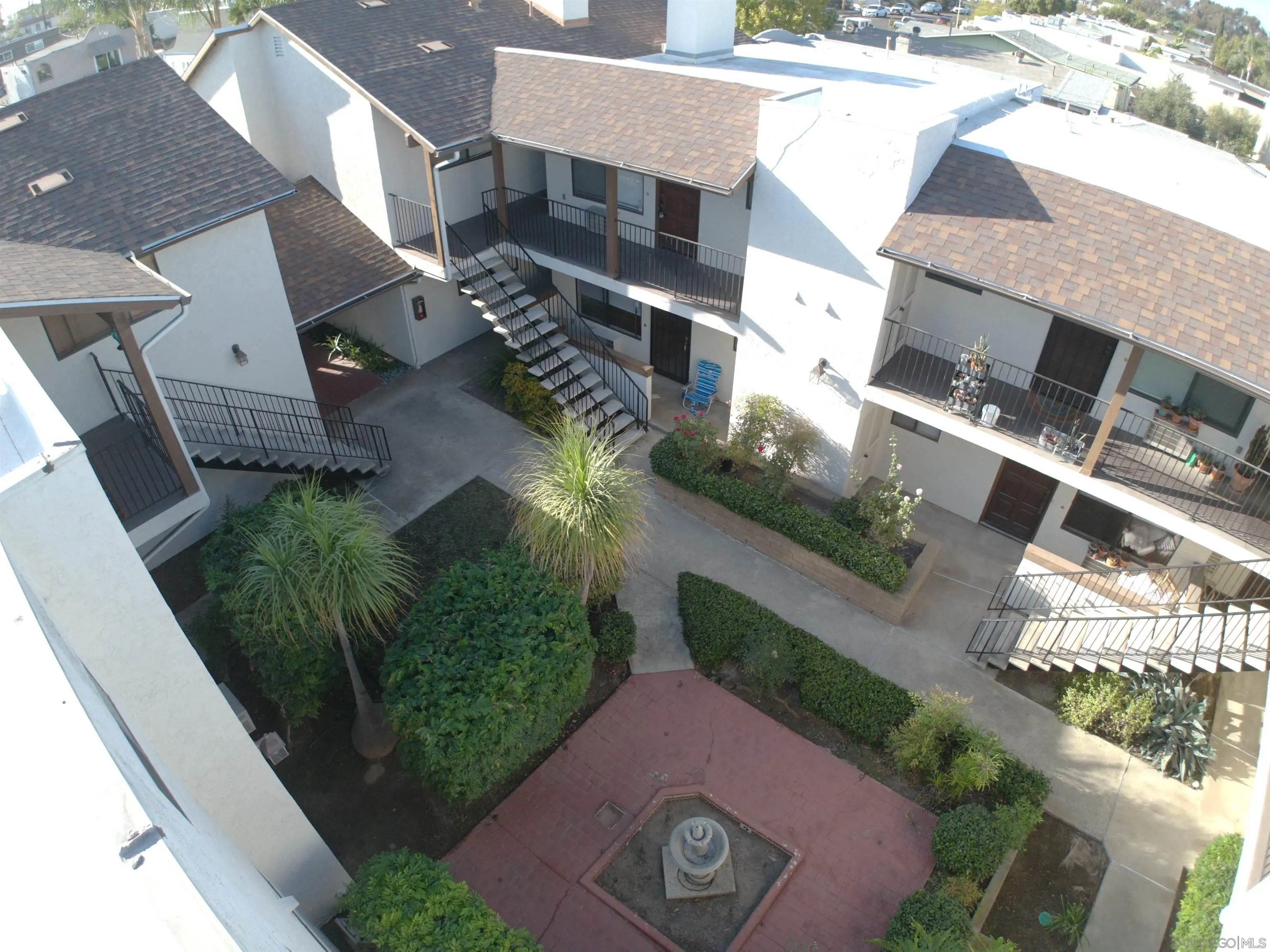 https://cdn.realtyfeed.com/cdn/127/260024475/7689409492883f587ca232c2209b2376.webp