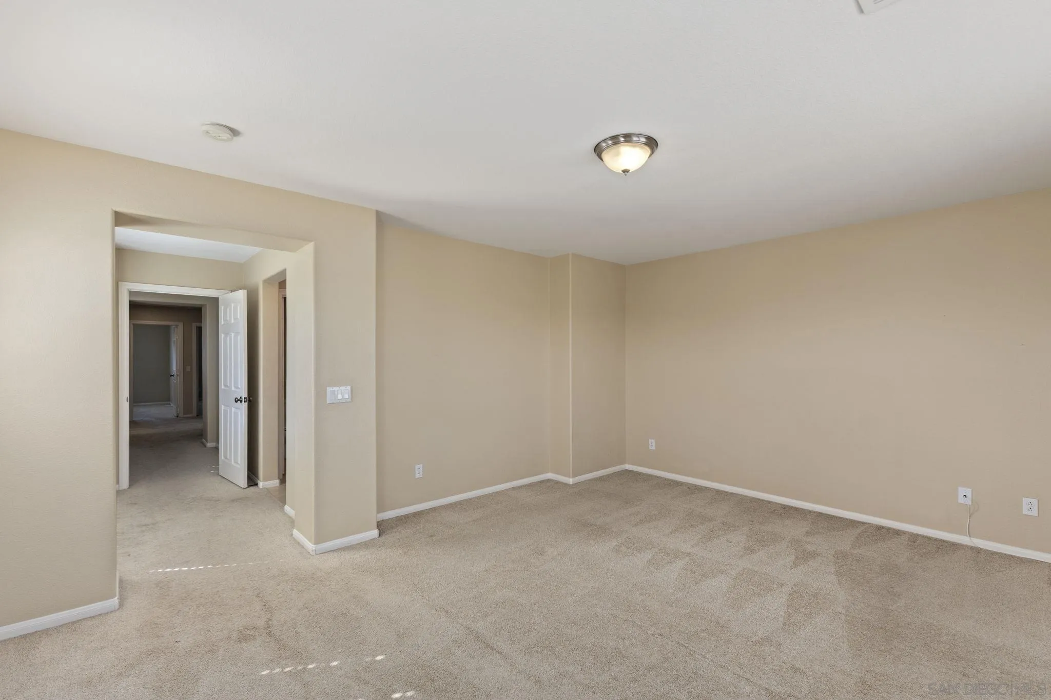 https://cdn.realtyfeed.com/cdn/127/260024476/5ee82dc5824598961abcf4f4edeb7f6e.webp