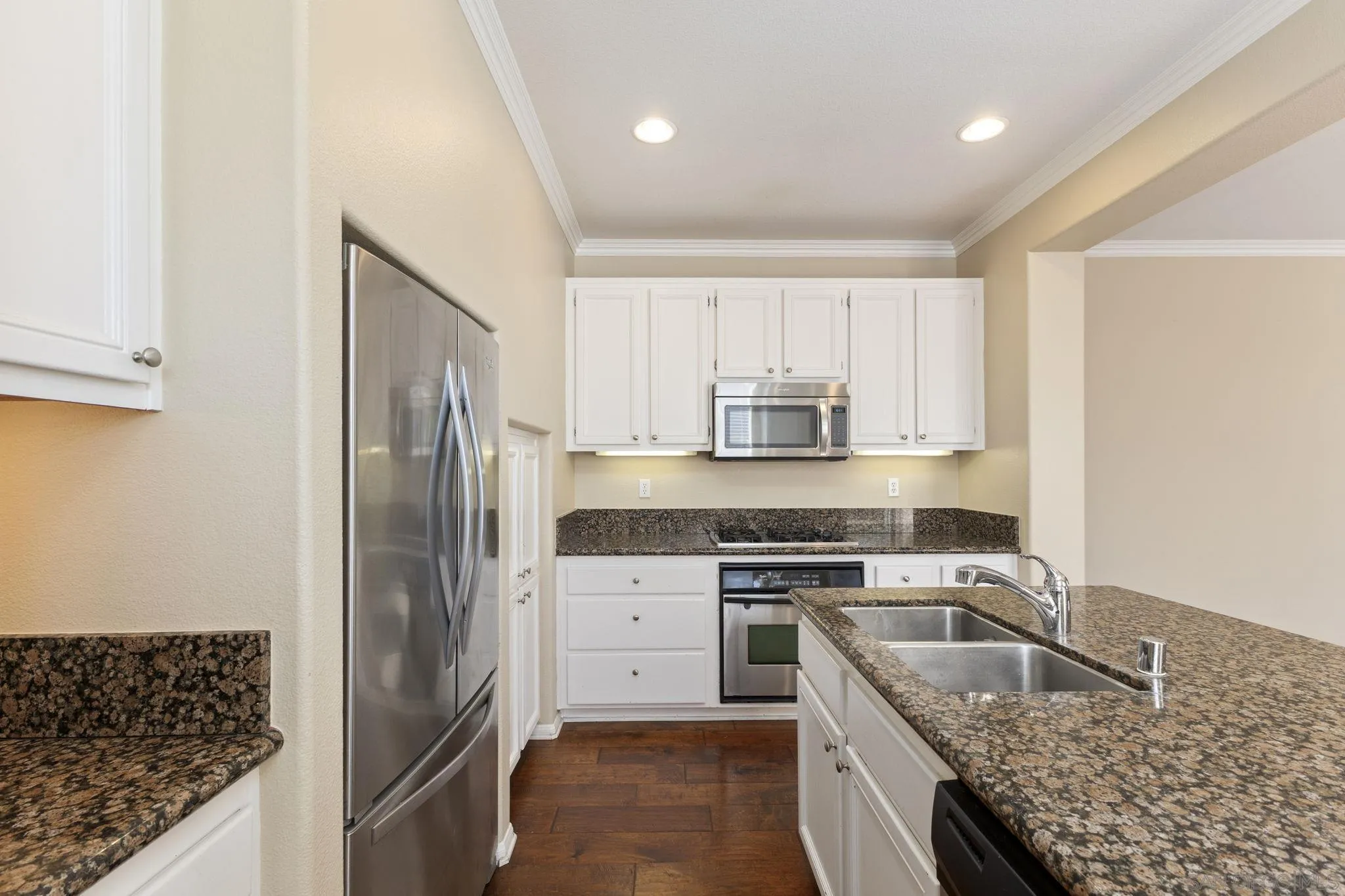 https://cdn.realtyfeed.com/cdn/127/260024476/6345de50cc74ffcc2af5ee45948ea643.webp