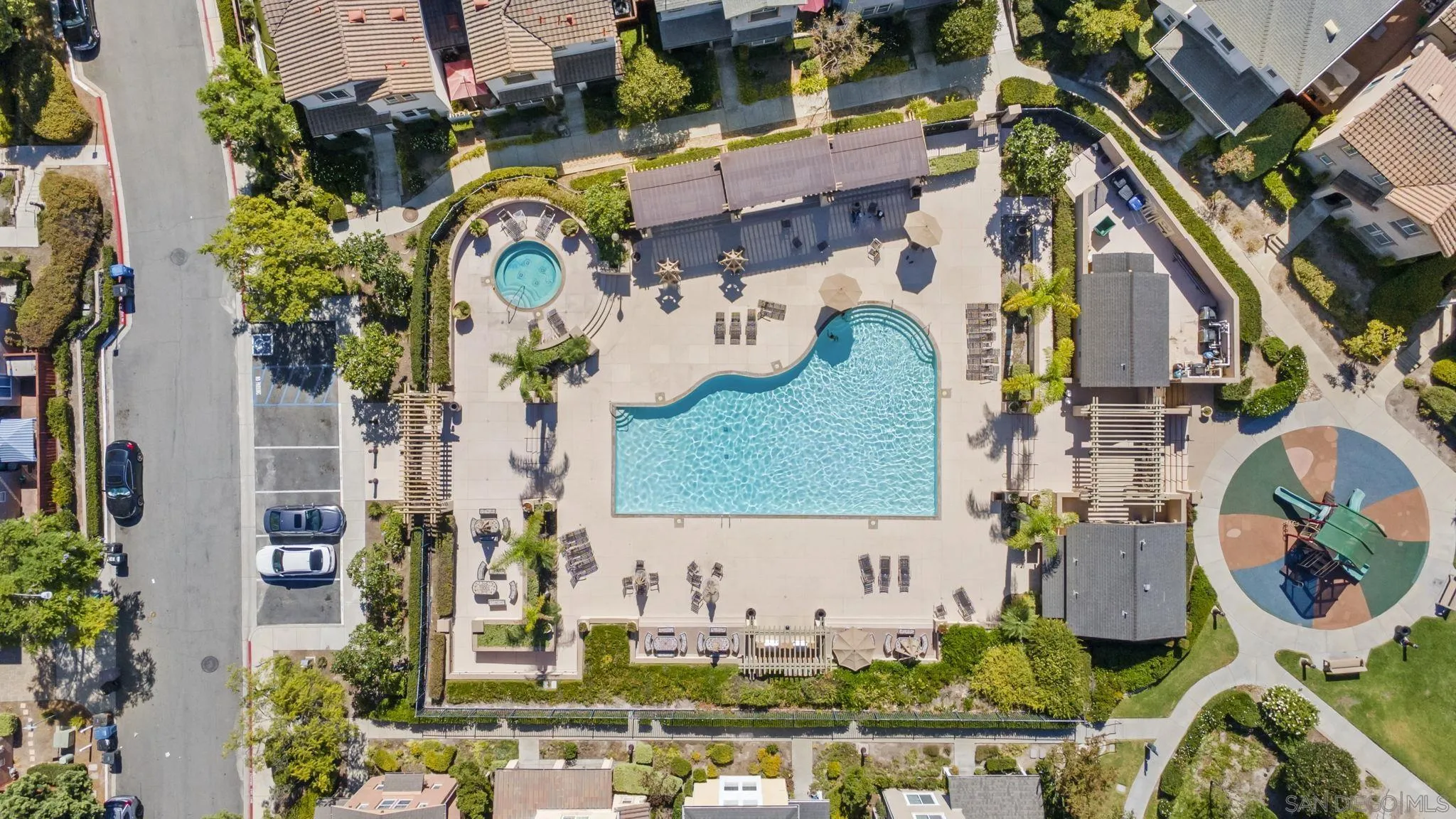 https://cdn.realtyfeed.com/cdn/127/260024476/a063a86e9eec4dfa55b6a52034e5bd42.webp