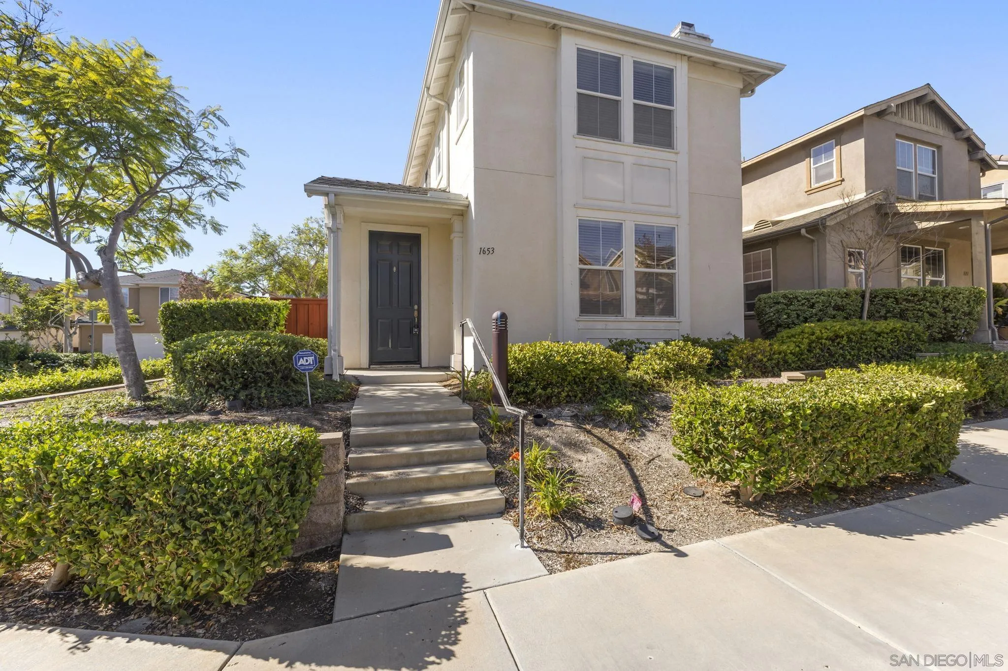 https://cdn.realtyfeed.com/cdn/127/260024476/f63a29addd8b01fc9d6fac9eb3d7182b.webp