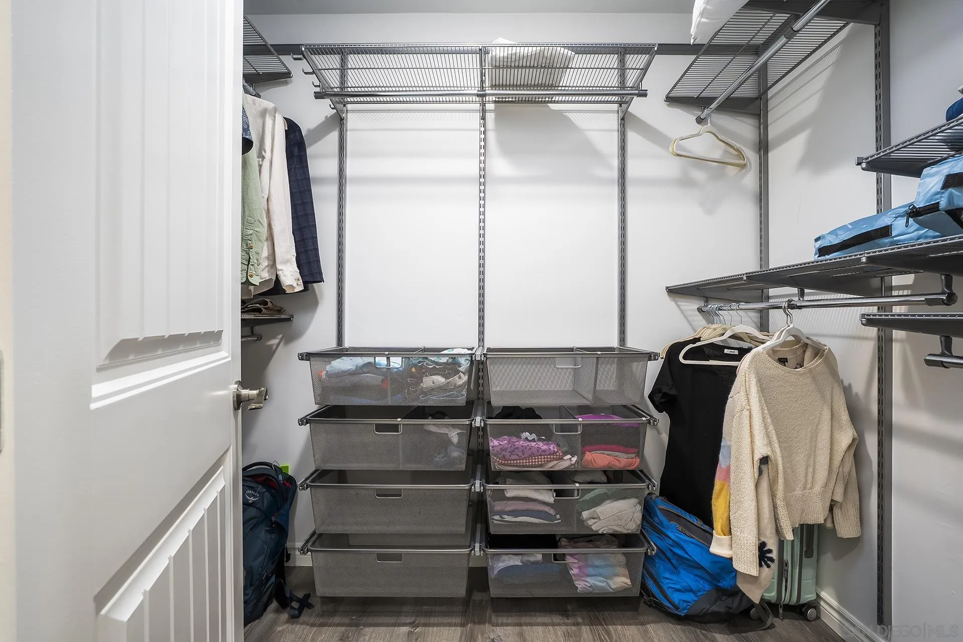 https://cdn.realtyfeed.com/cdn/127/260024481/36eb9fc9d19e4d3a38f62e6b7bc7c1fa.webp