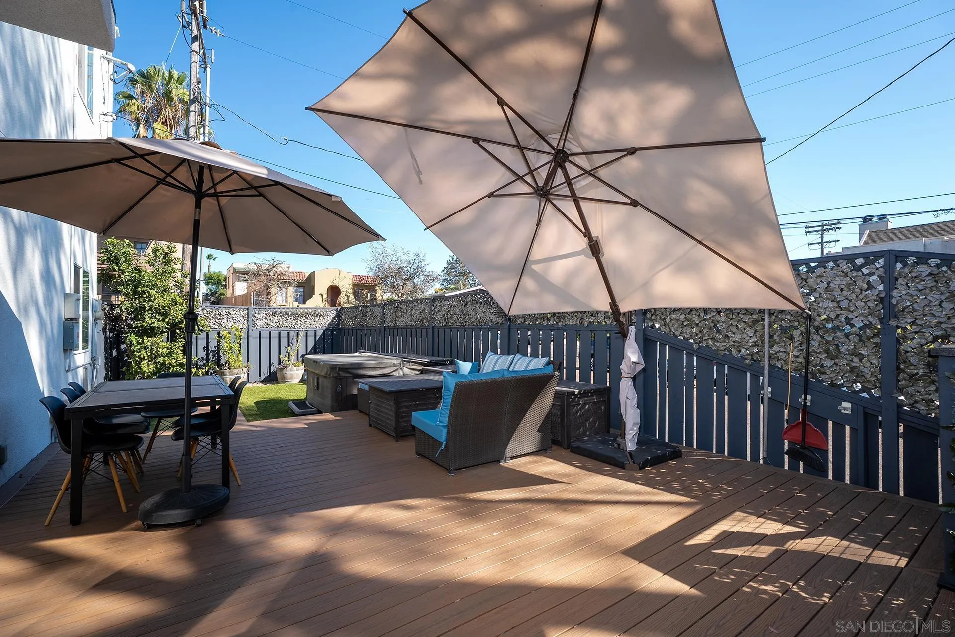 https://cdn.realtyfeed.com/cdn/127/260024481/70f1c36812b1eeee706799a1a2642e83.webp