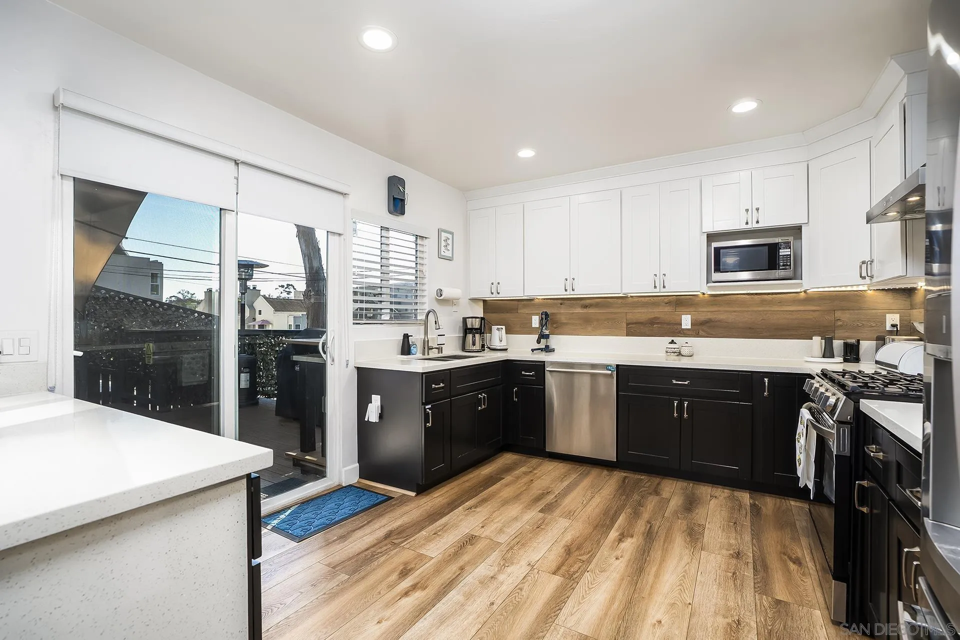 https://cdn.realtyfeed.com/cdn/127/260024481/9c9fd507cebb0bc99ffd4cbceb46271f.webp