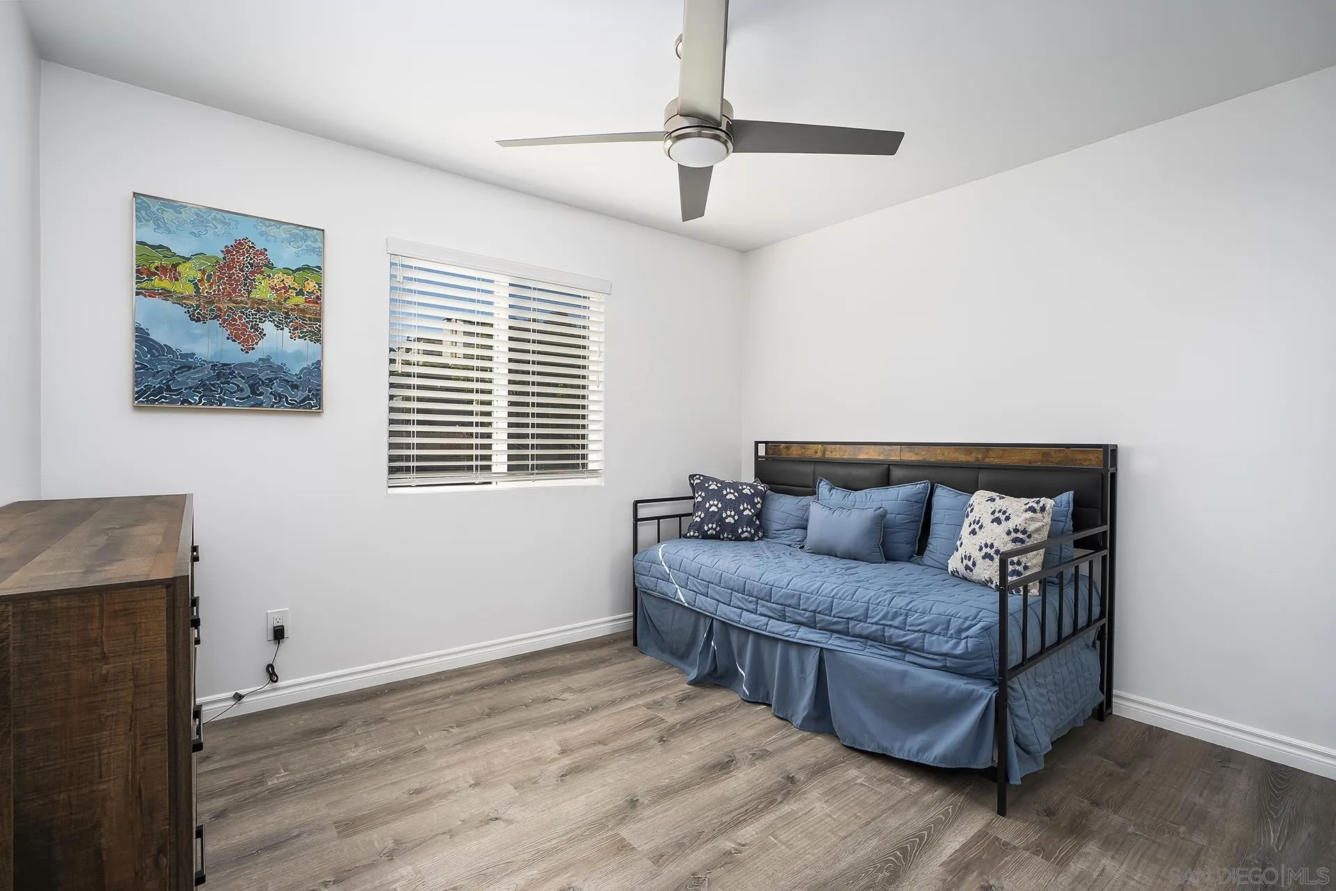 https://cdn.realtyfeed.com/cdn/127/260024481/b692ea4ff61aa86b172dec7e890087c5.webp