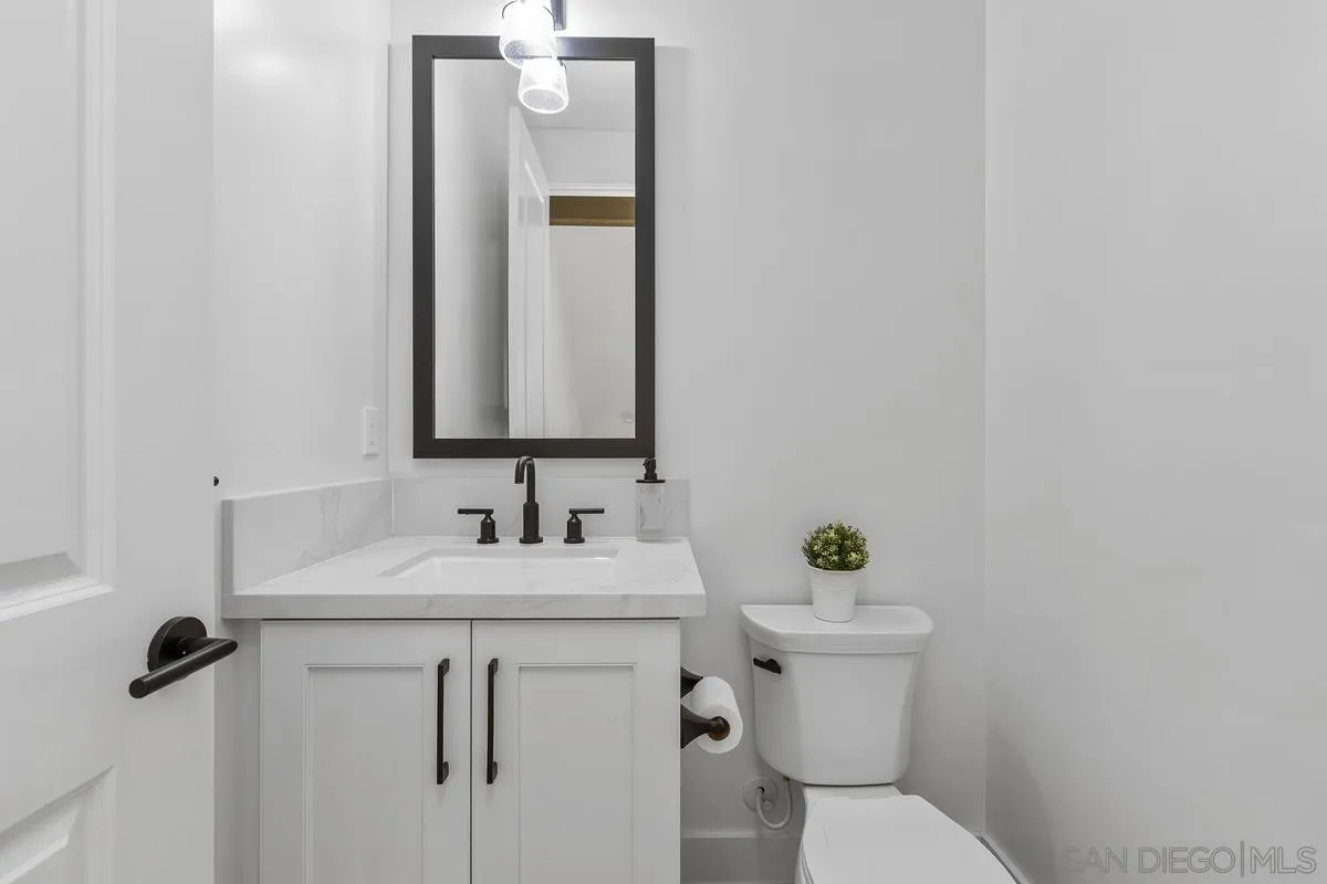 https://cdn.realtyfeed.com/cdn/127/260024482/18e863fb9abedc99c12fb794ef436a04.webp