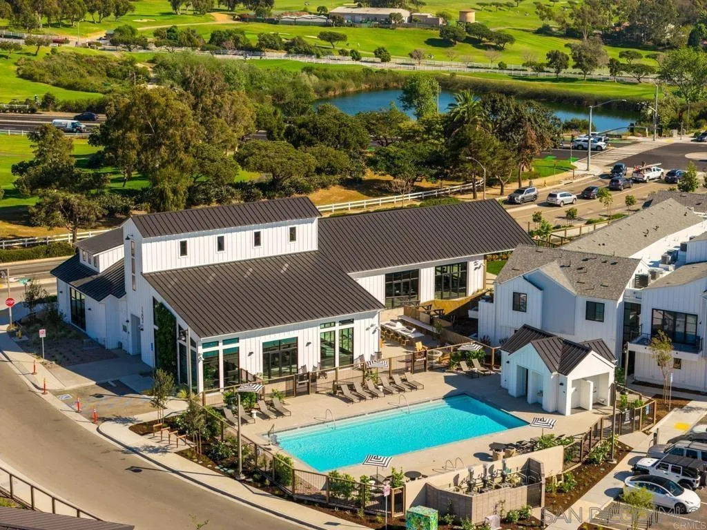 https://cdn.realtyfeed.com/cdn/127/260024482/7435d9ca7d0615360e6f931ae03926af.webp