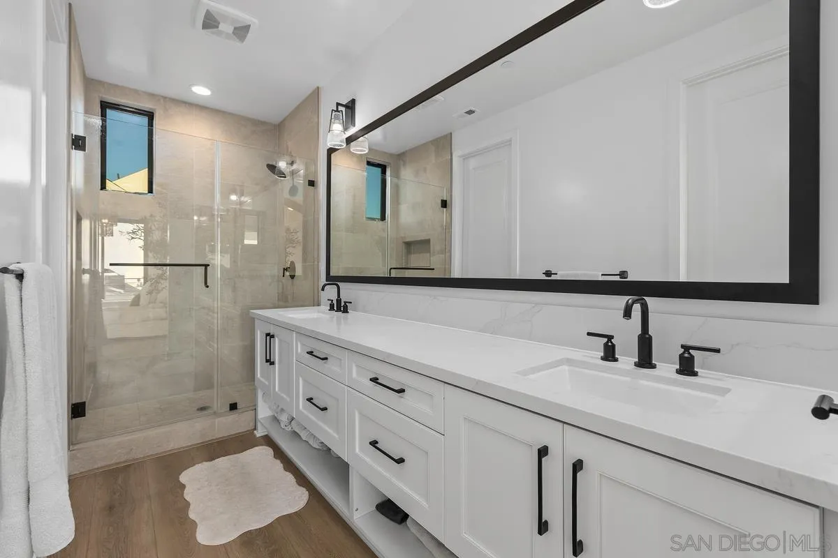 https://cdn.realtyfeed.com/cdn/127/260024482/f9b38d2a5271d26ddede706732c368d1.webp
