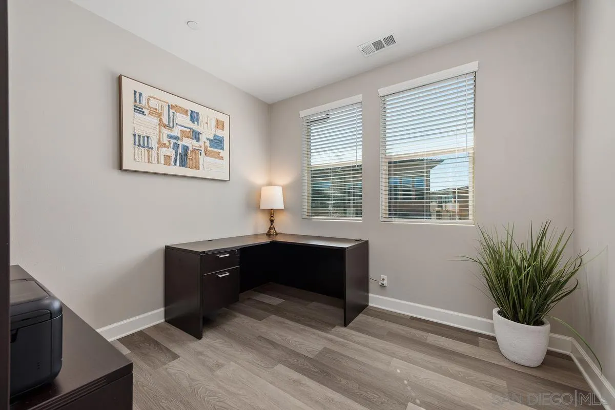https://cdn.realtyfeed.com/cdn/127/260024485/1252dfb0c5722be0bd9bc5e409b21197.webp