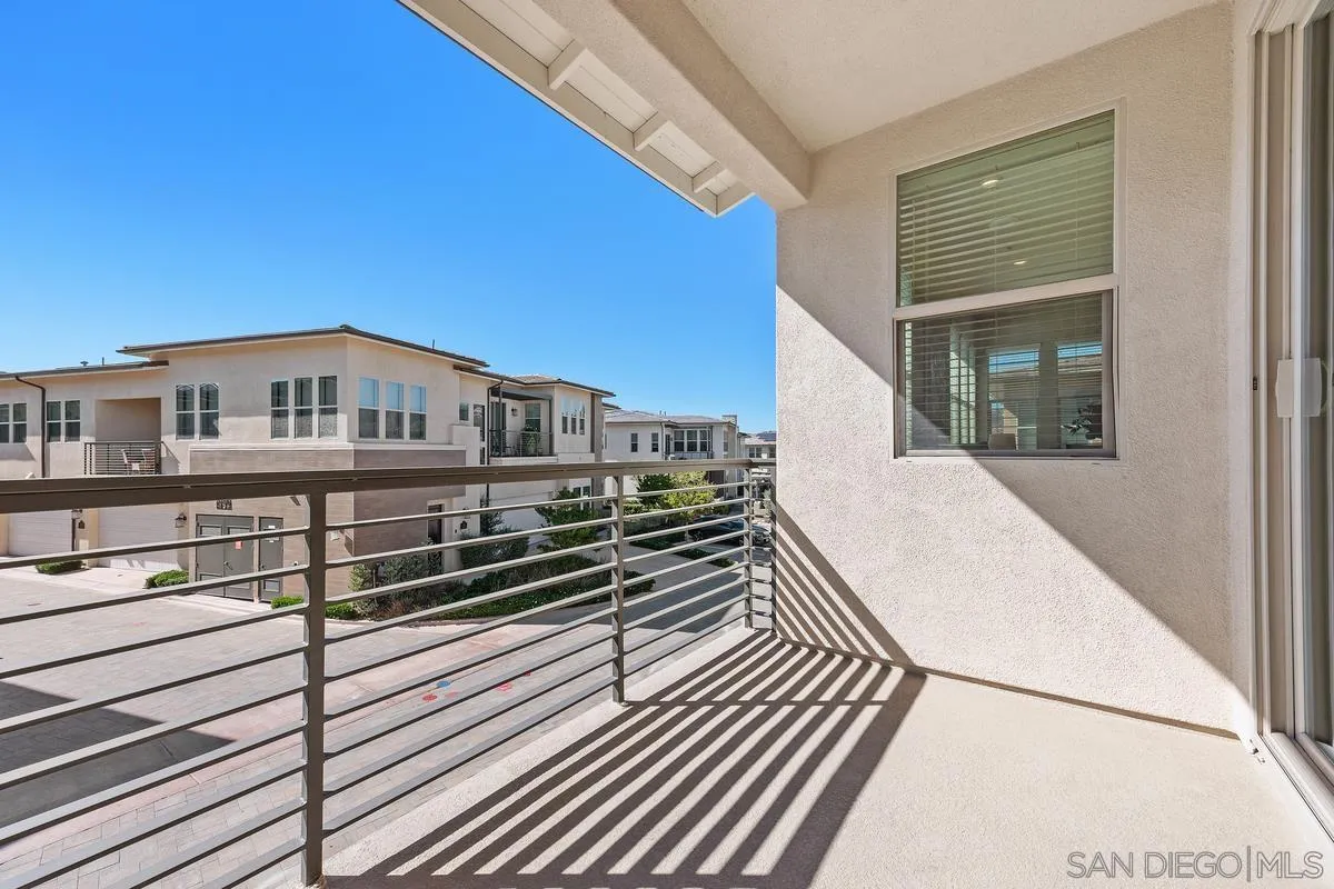 https://cdn.realtyfeed.com/cdn/127/260024485/37c5aedab44340b7833b2beffd48b660.webp