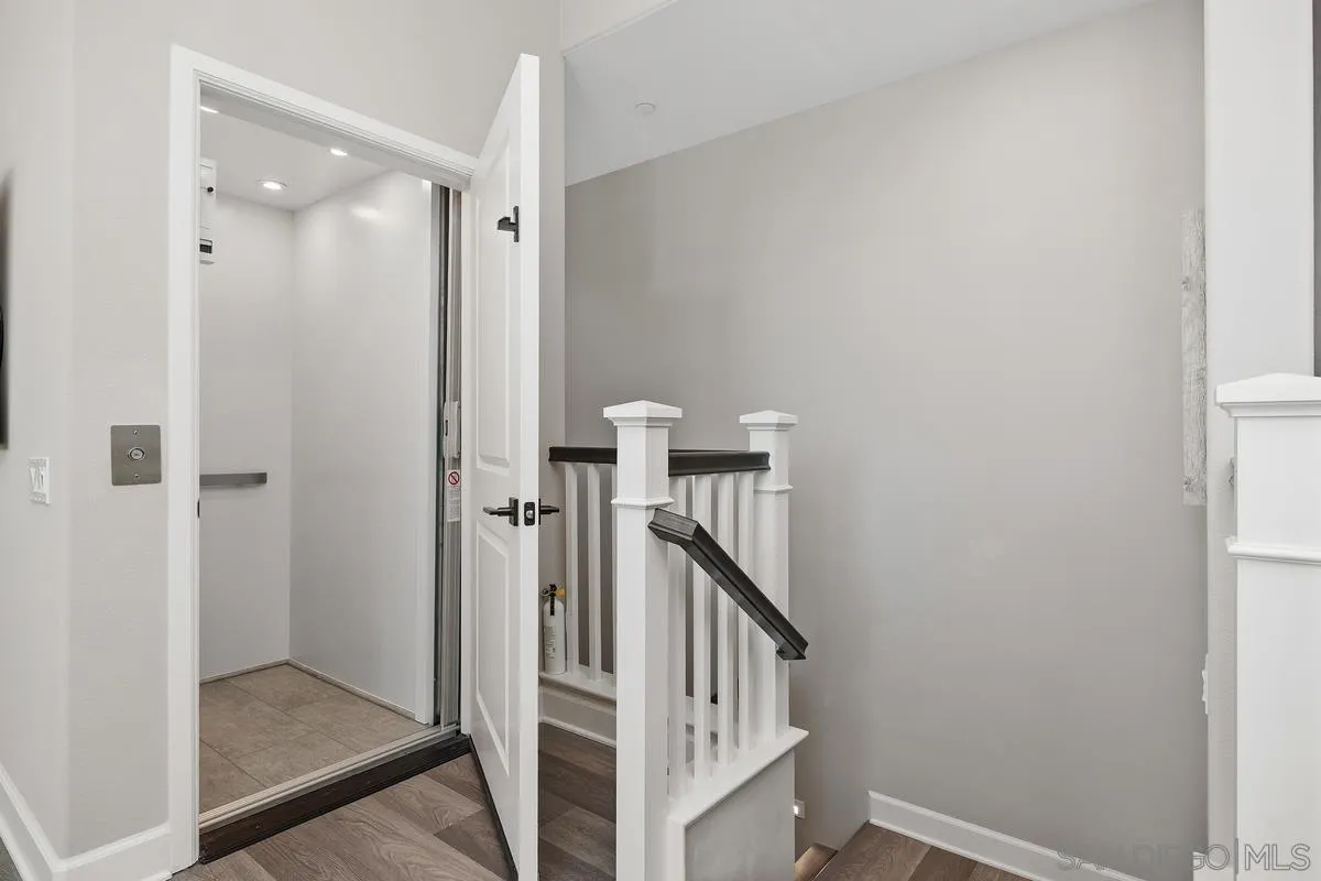 https://cdn.realtyfeed.com/cdn/127/260024485/4d3e75428c305d34bf47c4a13f3cb496.webp