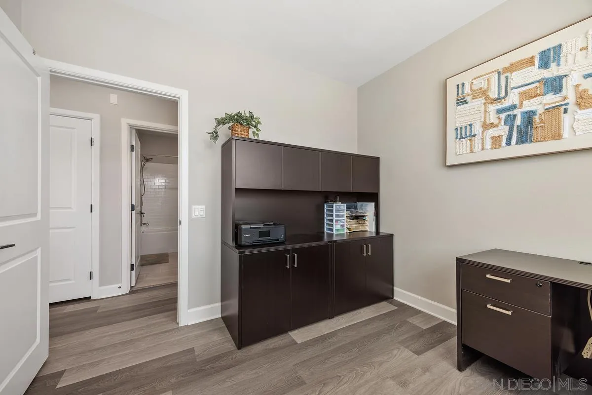 https://cdn.realtyfeed.com/cdn/127/260024485/cef60d73e84aa4904e624ce9fed3eba8.webp