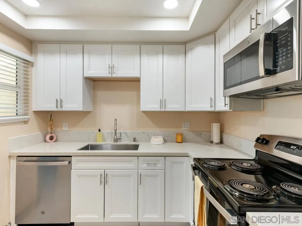 https://cdn.realtyfeed.com/cdn/127/260024489/04c72721c6643de603dc195a21031b73.webp