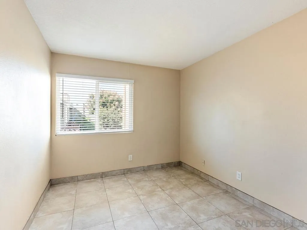 https://cdn.realtyfeed.com/cdn/127/260024489/35b54cb9c4604bf4f566468a2b4d0755.webp