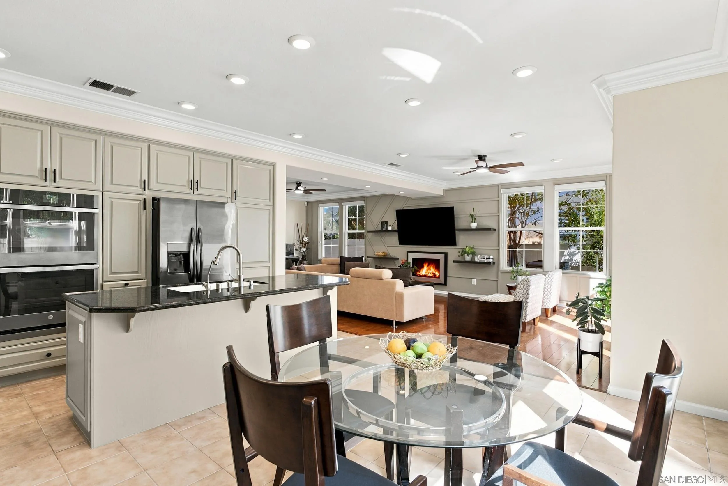 https://cdn.realtyfeed.com/cdn/127/260024495/90f00efc8f3910ca18006a250a3cf110.webp