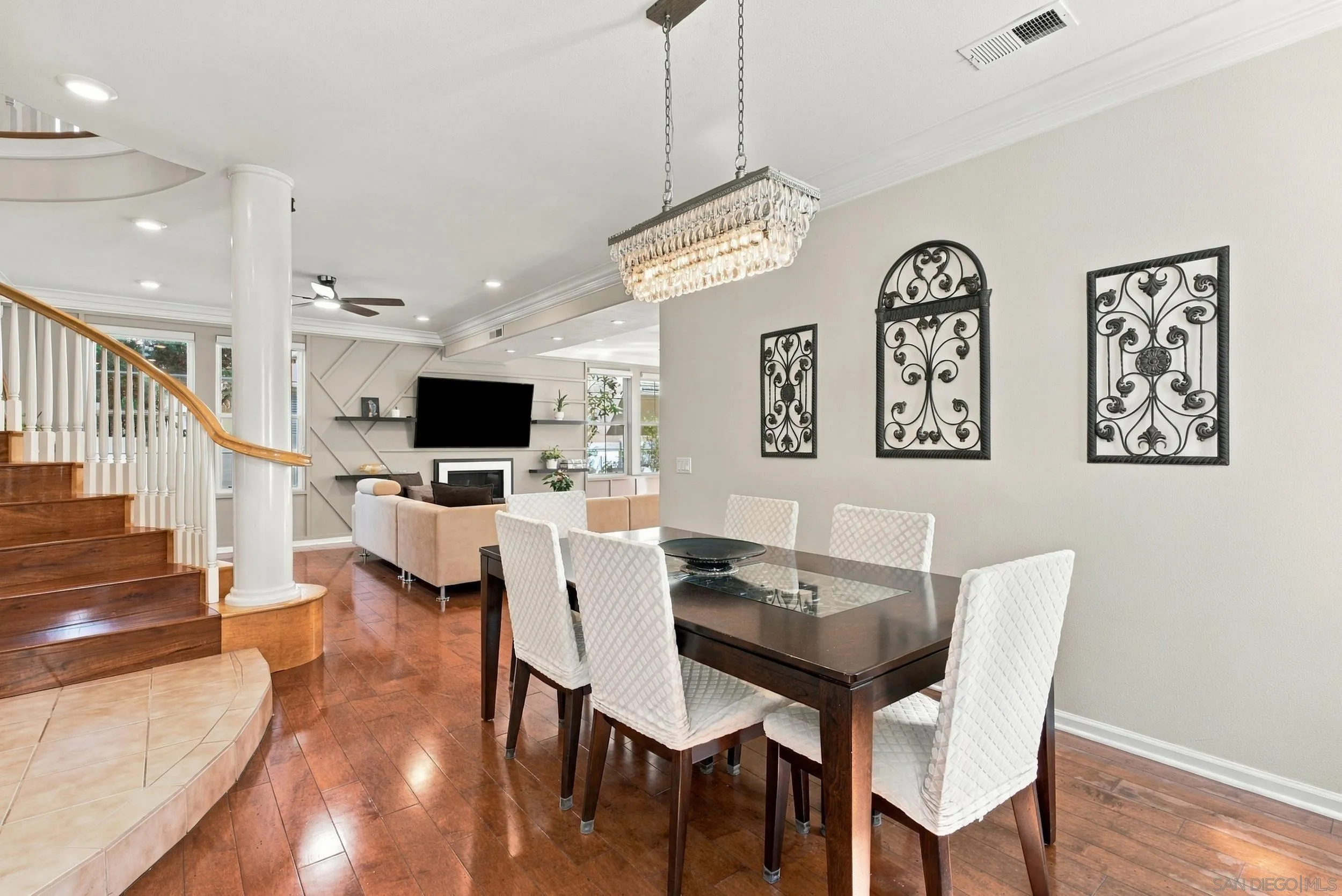 https://cdn.realtyfeed.com/cdn/127/260024495/9682f049ab756e3a334bf81ede2c77c4.webp