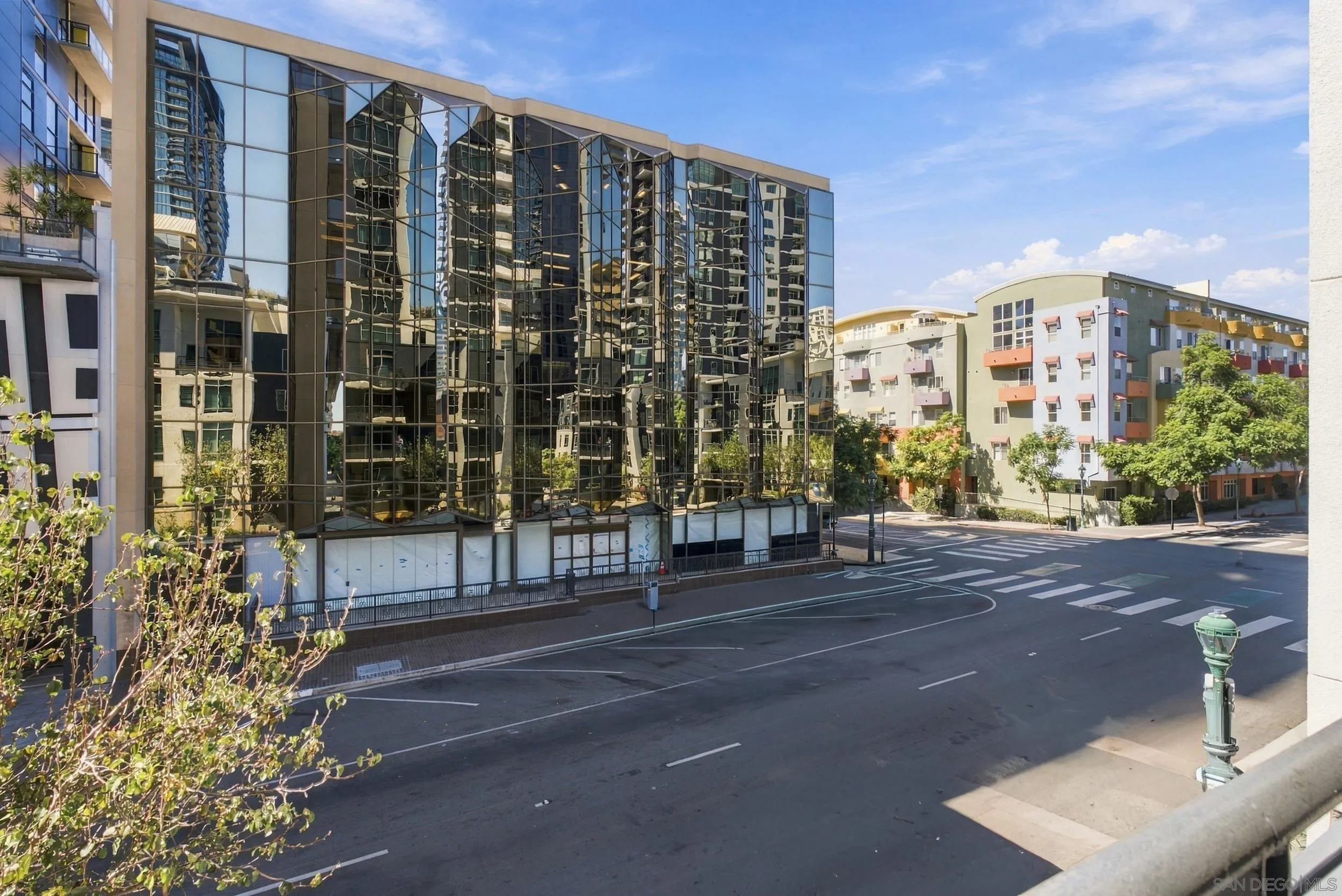 https://cdn.realtyfeed.com/cdn/127/260024496/98173b16df6d7072e89ee645343ad227.webp