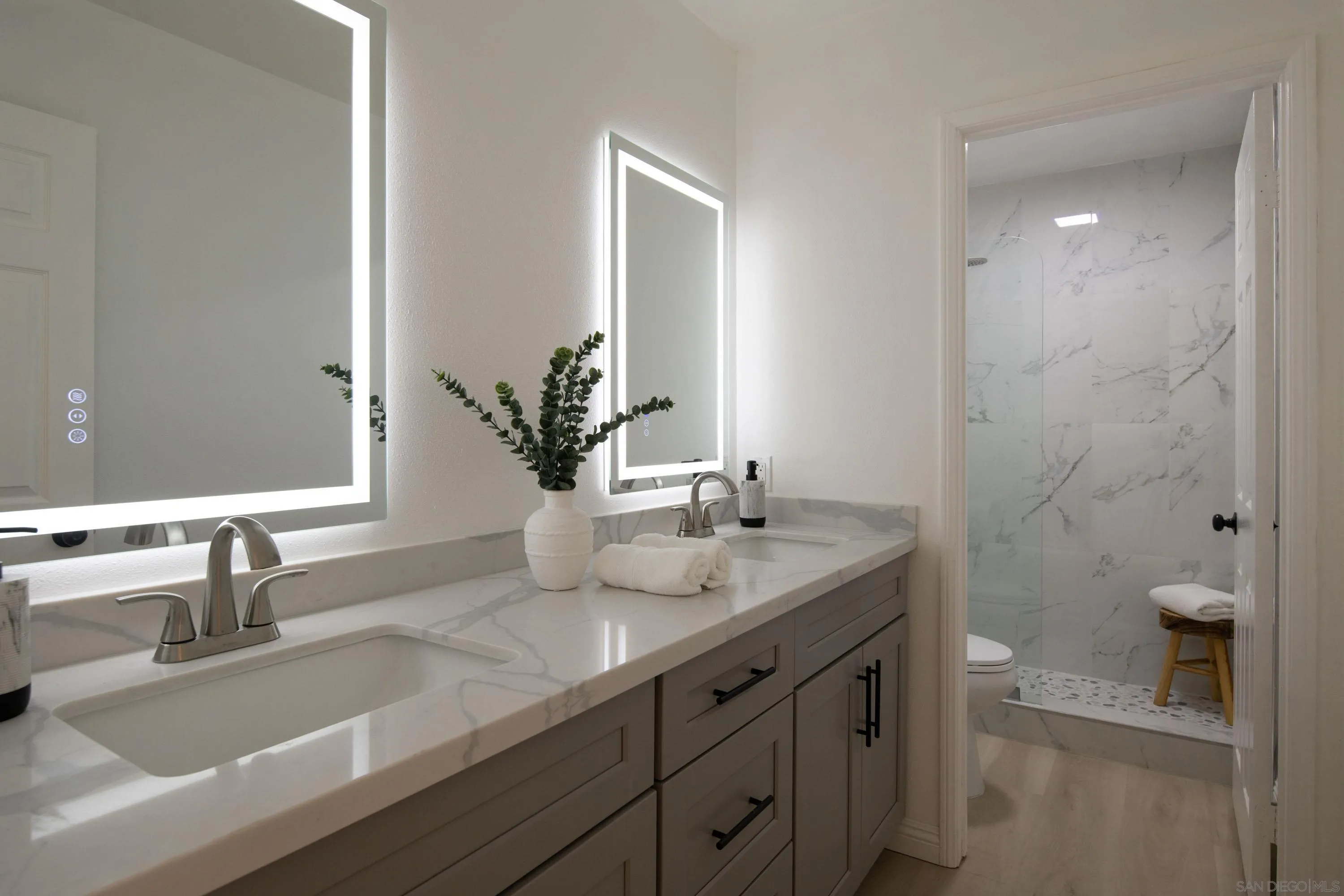 https://cdn.realtyfeed.com/cdn/127/260024498/0a62835fac3151f2234fd6935f404310.webp