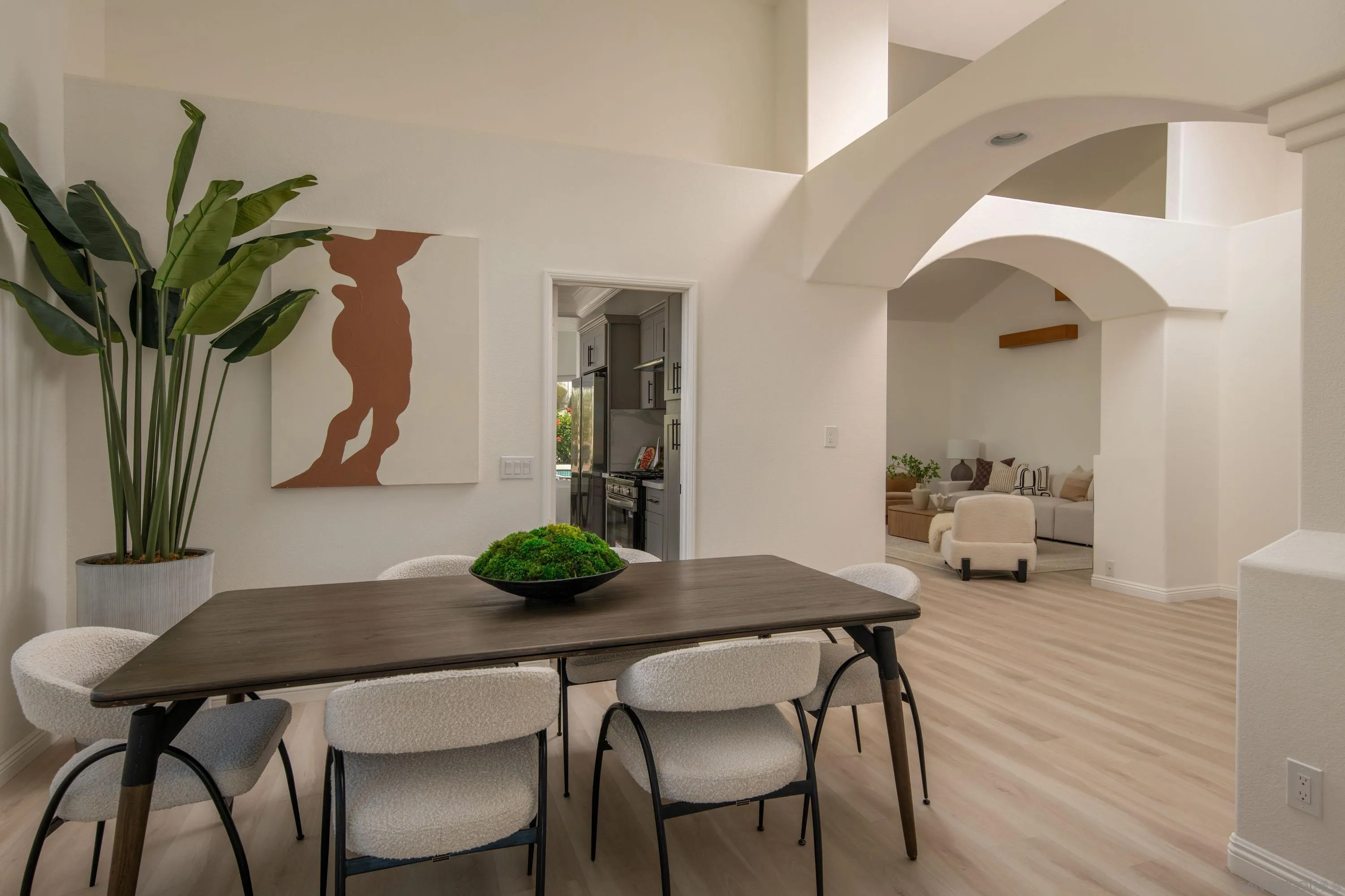 https://cdn.realtyfeed.com/cdn/127/260024498/7352ec343972adeb693fcb1d201306c1.webp