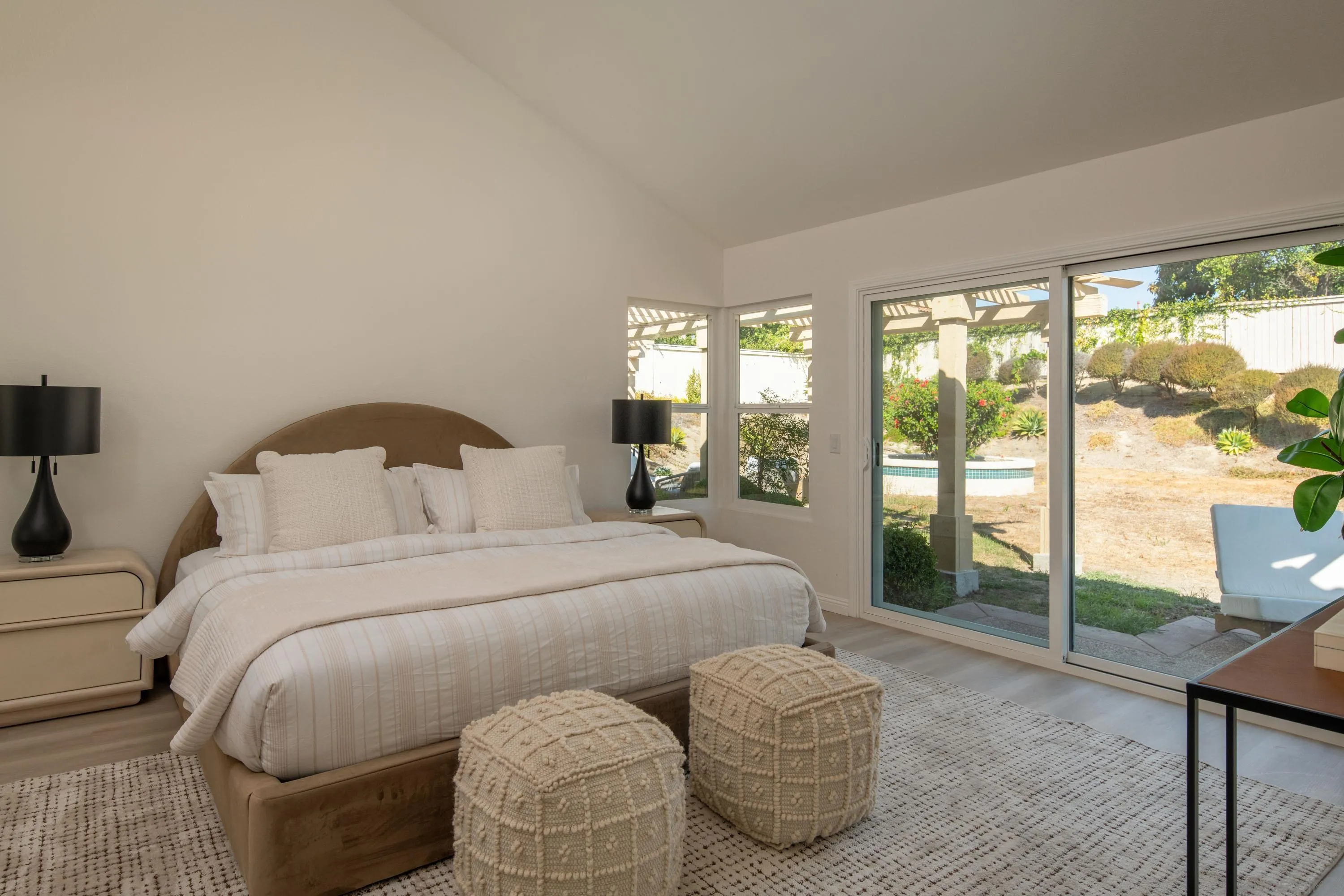 https://cdn.realtyfeed.com/cdn/127/260024498/7a4ab5ad45fe87f3e5ead4addff686d2.webp