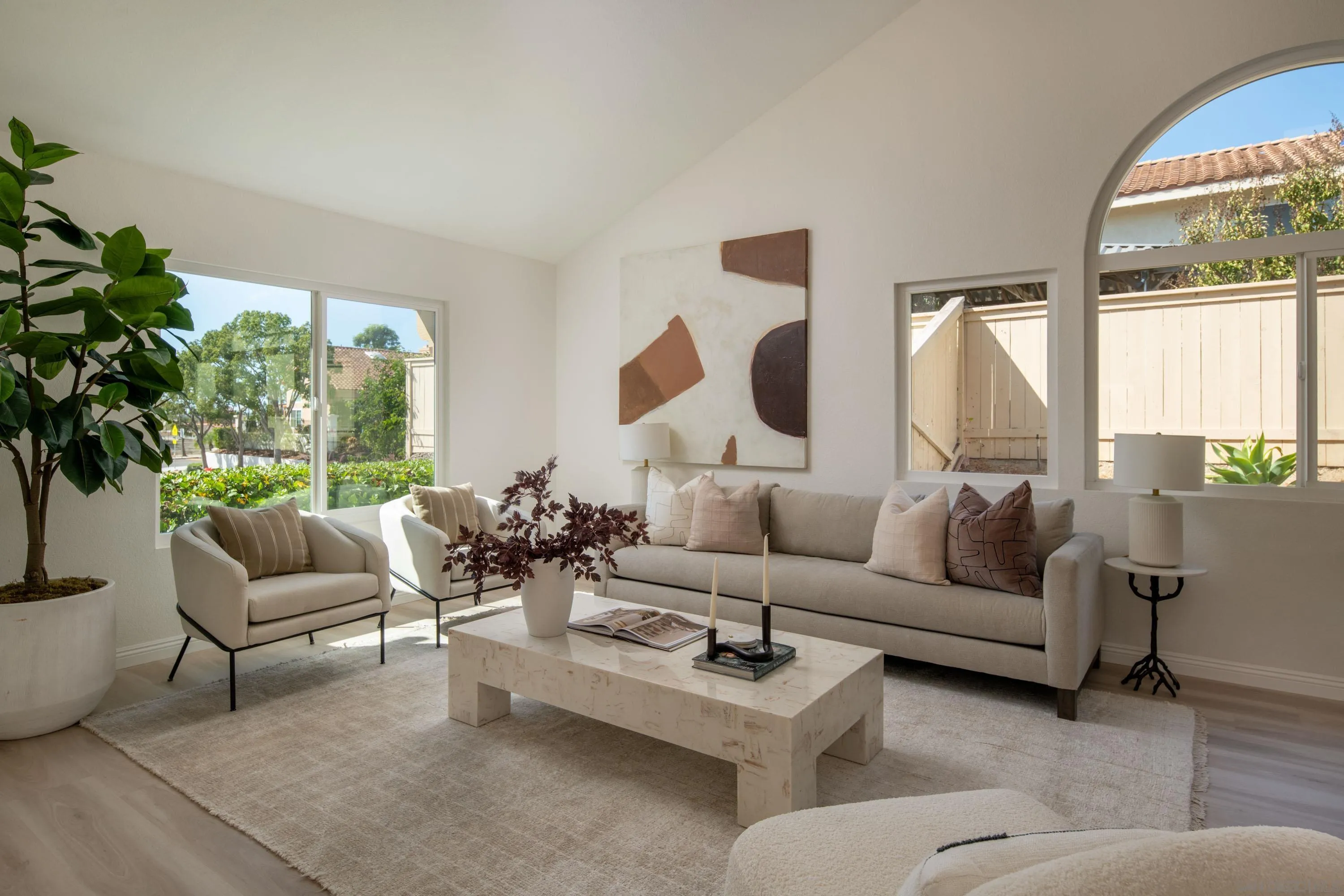 https://cdn.realtyfeed.com/cdn/127/260024498/87b0e1ccdb62fe3f46e5920ead62e38b.webp
