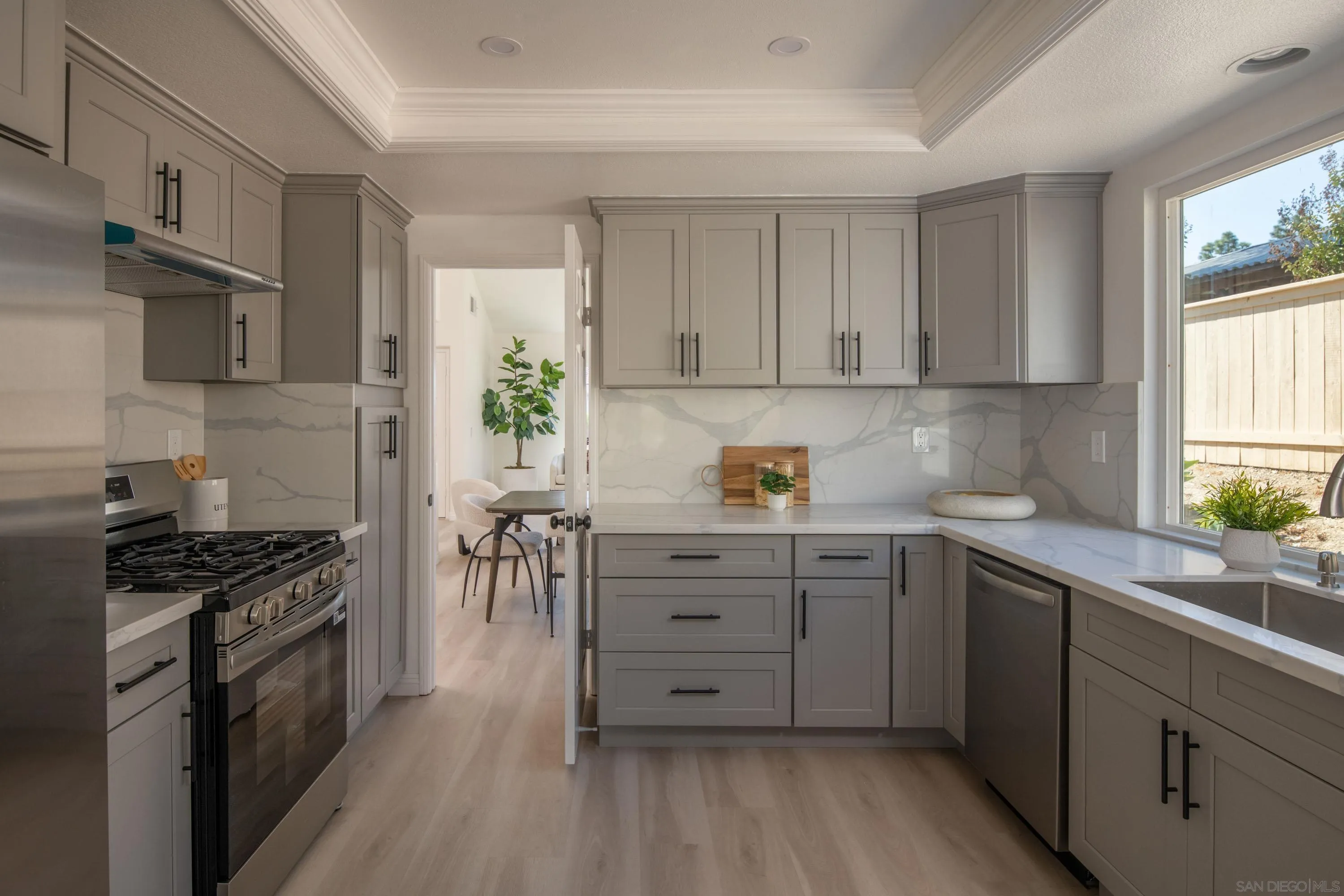 https://cdn.realtyfeed.com/cdn/127/260024498/a4d016e6d7f0ddf27009b47a191619f5.webp