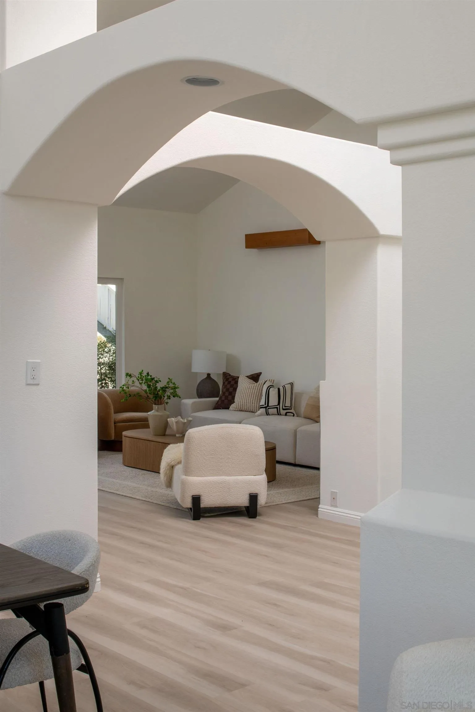 https://cdn.realtyfeed.com/cdn/127/260024498/ded10ecd74a2ee5e5a326c9d5dcc8034.webp