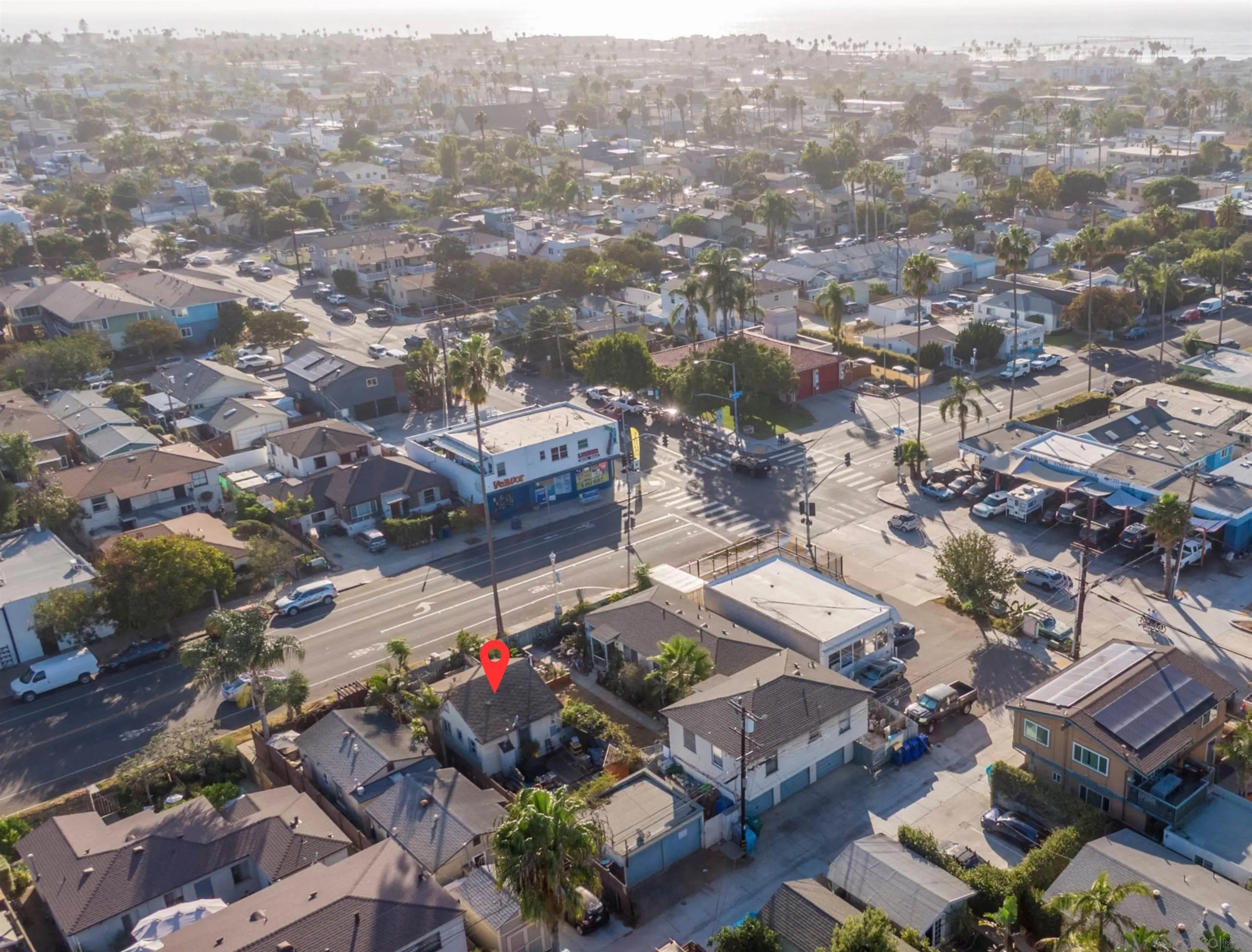 https://cdn.realtyfeed.com/cdn/127/260024502/53320240713dde9475d4924a9ef7deb7.webp
