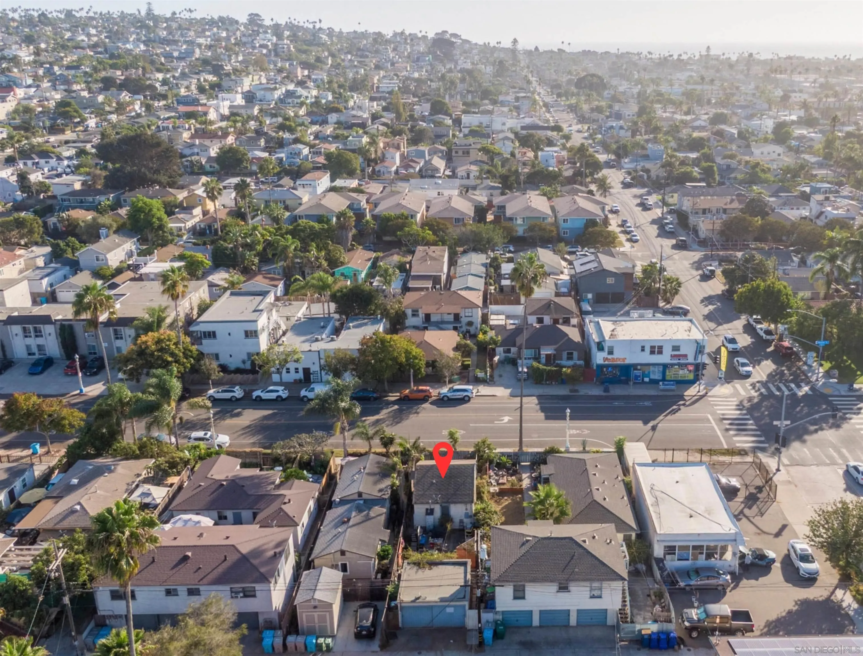 https://cdn.realtyfeed.com/cdn/127/260024502/a6b74305e58ef63851583b2de04ed5d7.webp