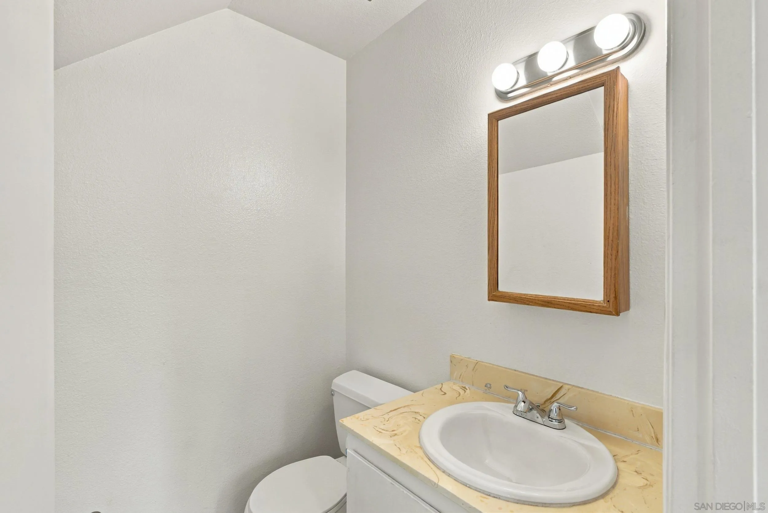 5343 Caminito Mindy, San Diego, CA 92105, photo 8