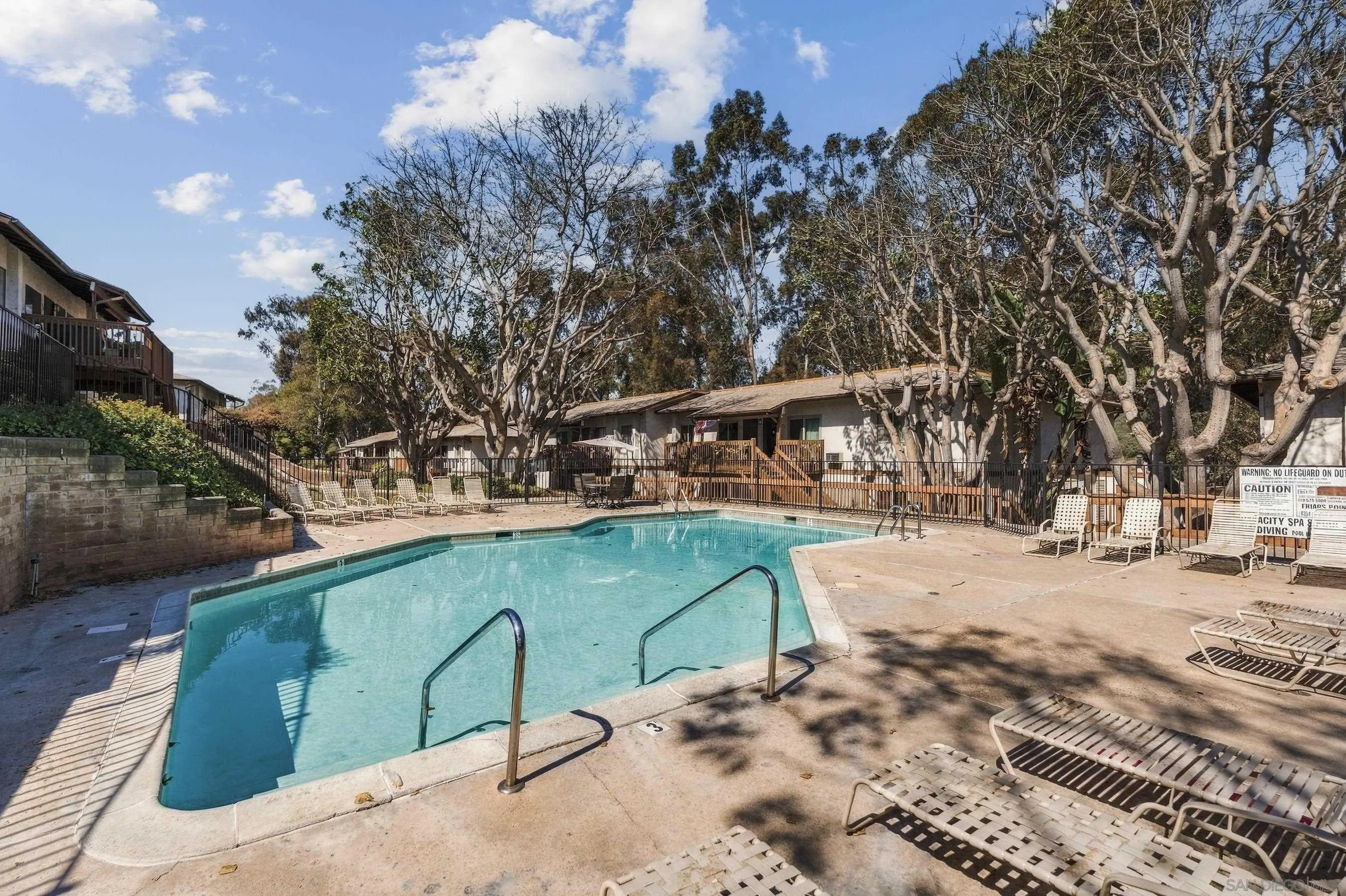 https://cdn.realtyfeed.com/cdn/127/260024504/22db66ba2d2f1dfba60cfb17f1dc276e.webp