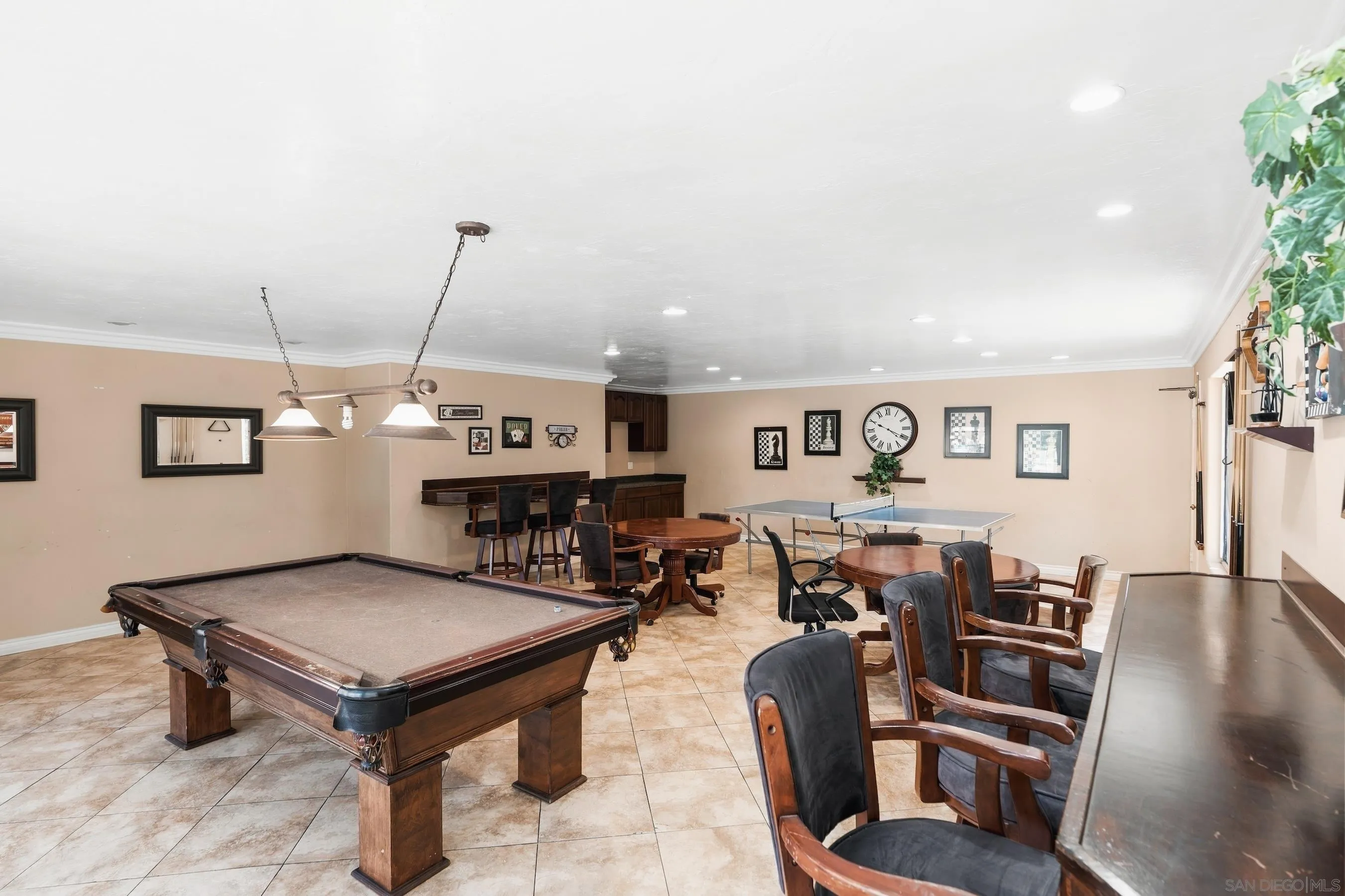 https://cdn.realtyfeed.com/cdn/127/260024504/3463f5d6198997e210471265f9268498.webp