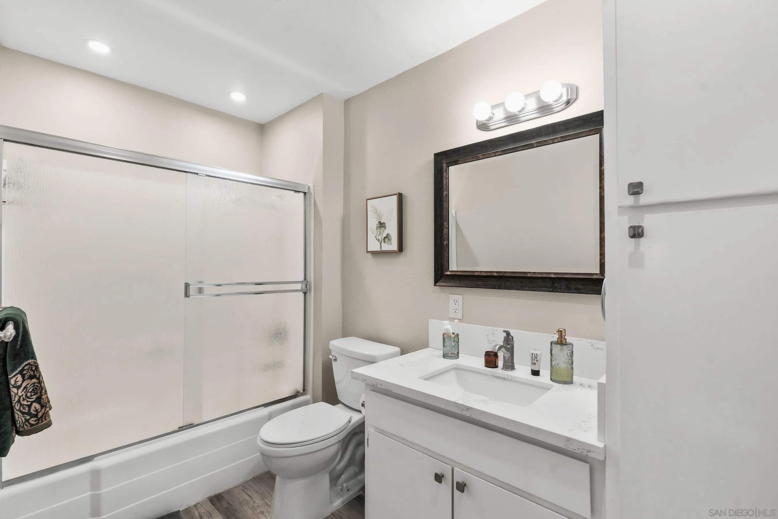 https://cdn.realtyfeed.com/cdn/127/260024504/4278ece02a1f89fca08472bac9649a13.webp