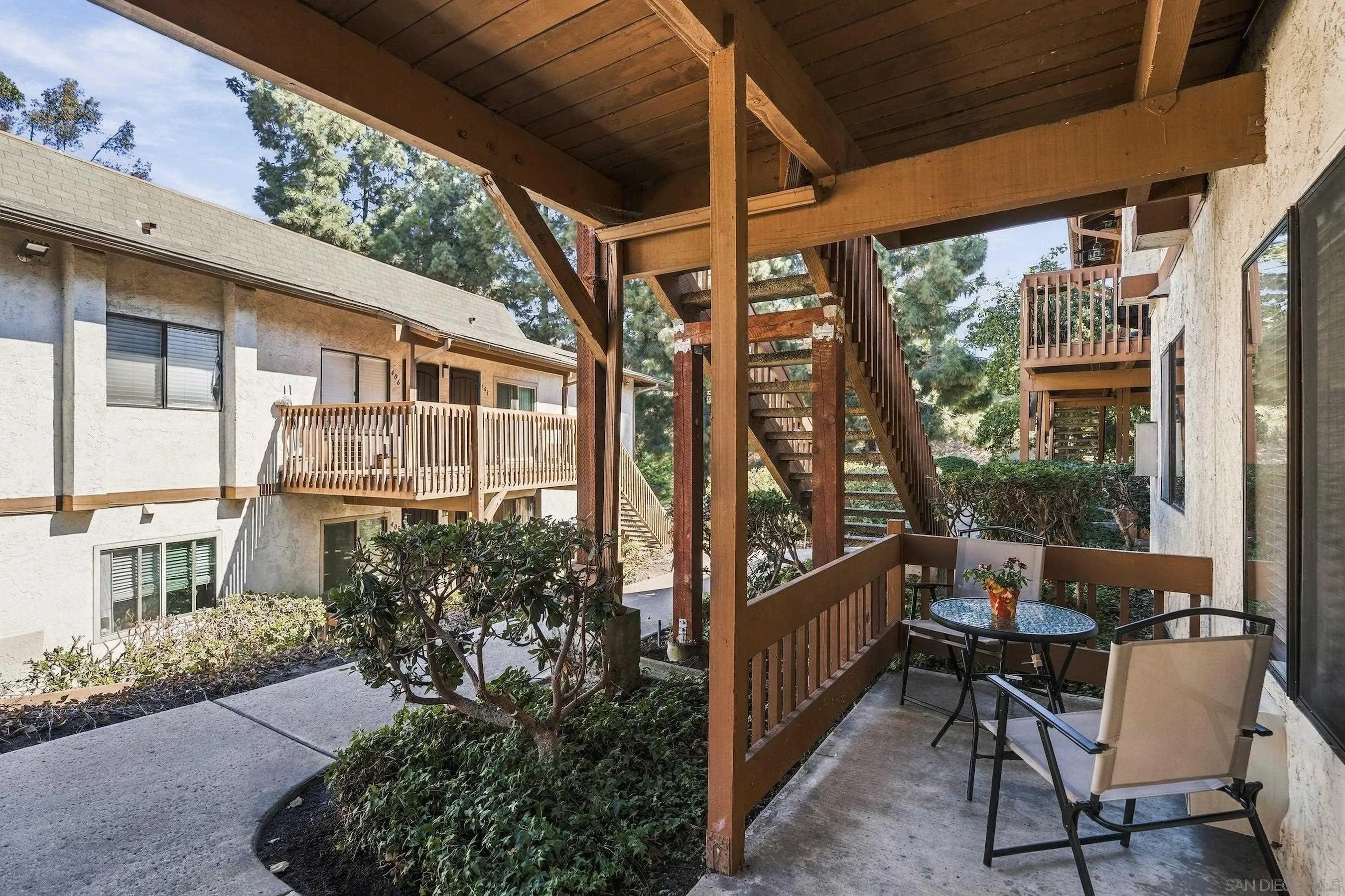 https://cdn.realtyfeed.com/cdn/127/260024504/e2eee6db92fe0a94fe795d51810b39b1.webp