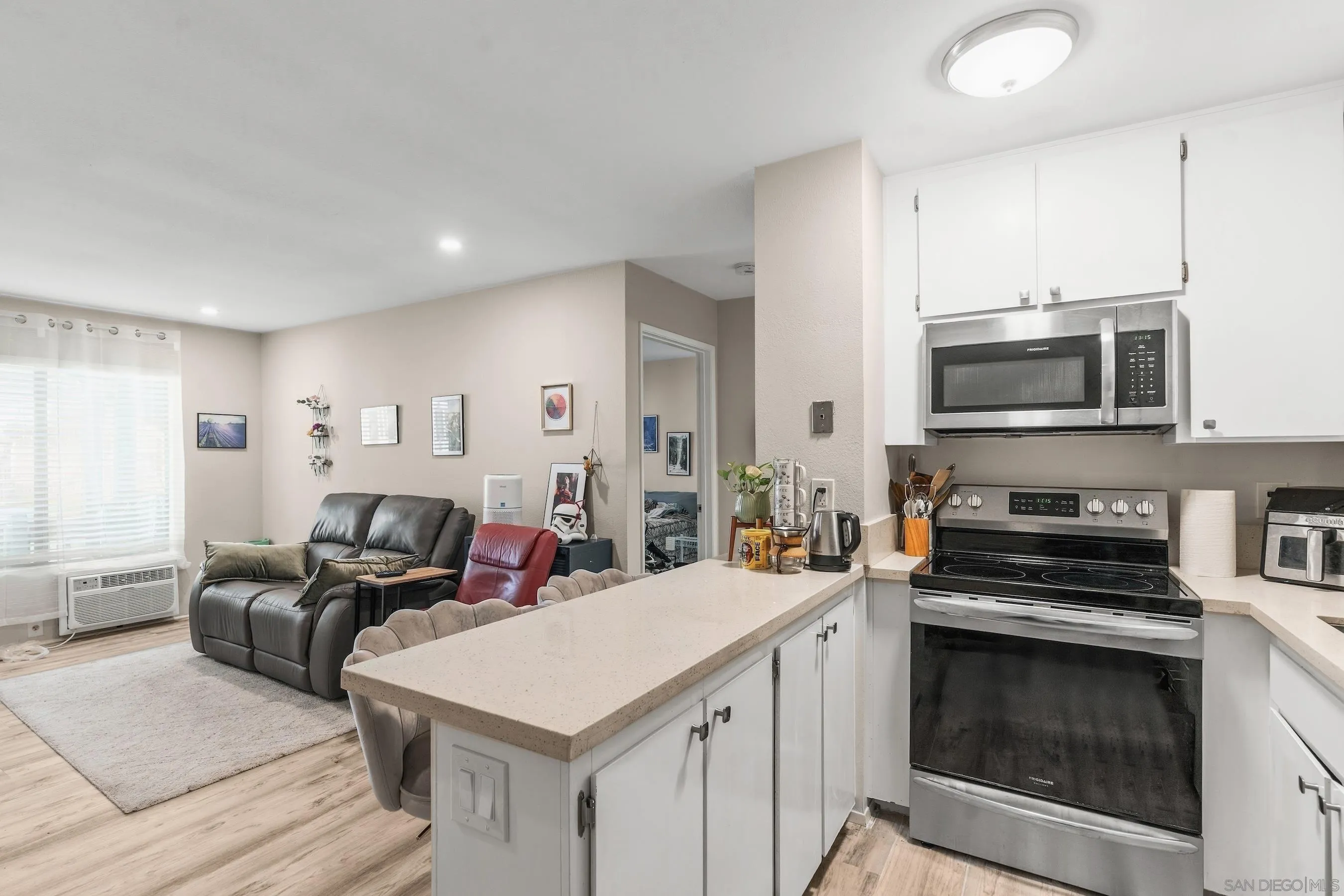 https://cdn.realtyfeed.com/cdn/127/260024504/f367261328e7723339c7fc611dd6cc51.webp