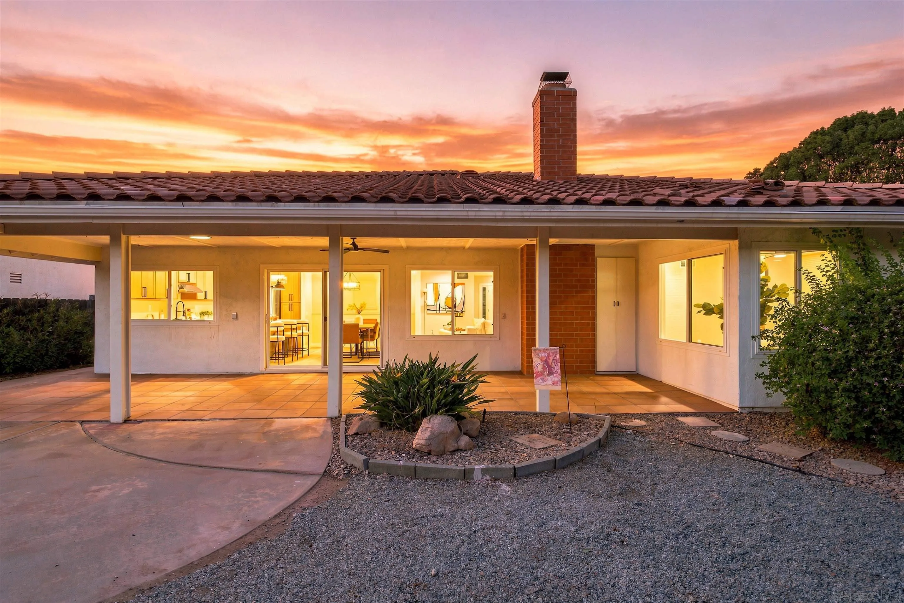 https://cdn.realtyfeed.com/cdn/127/260024507/048bbf4e753a8014a05d2d0dd230f77d.webp