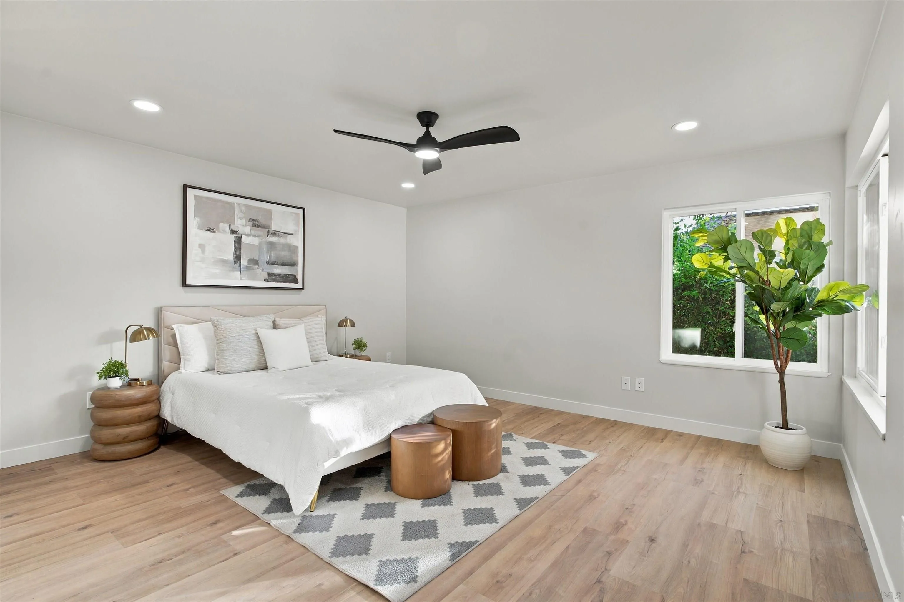 https://cdn.realtyfeed.com/cdn/127/260024507/3810f56bc47022f9615eff1612a8c235.webp