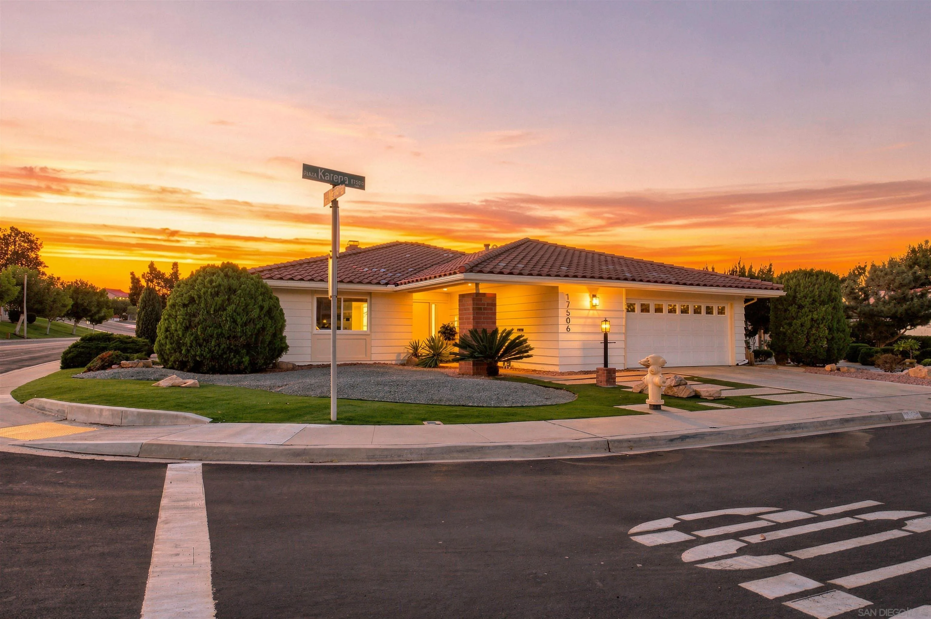 https://cdn.realtyfeed.com/cdn/127/260024507/97b07de6bc329b3d4c21d32fdb3e07ff.webp